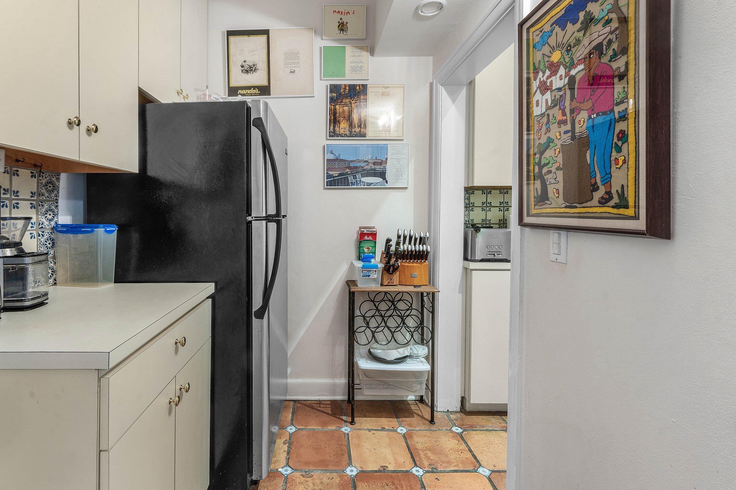 215 PHIPPS #2, Palm Beach FL 33480