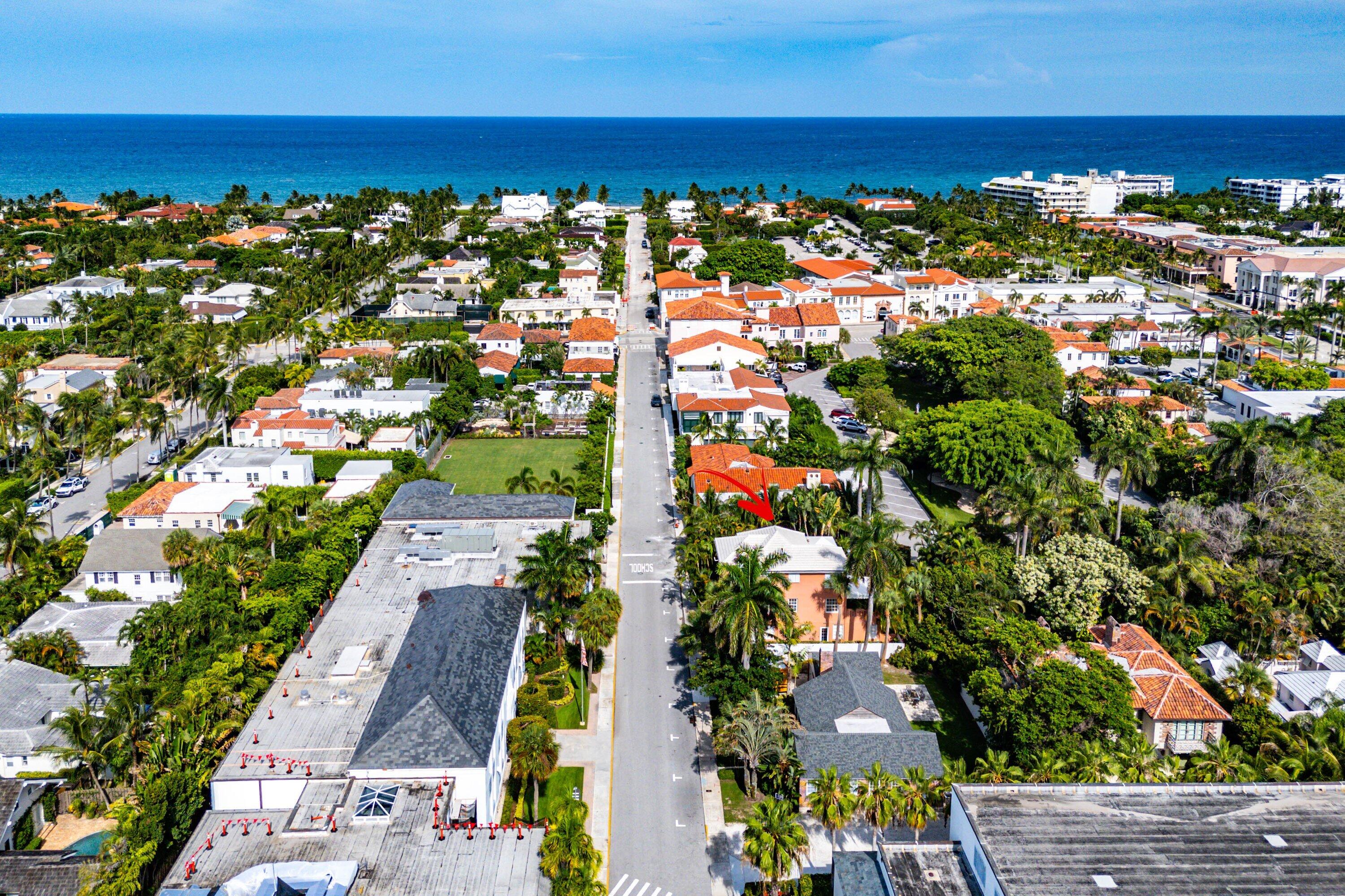215 PHIPPS #2, Palm Beach FL 33480