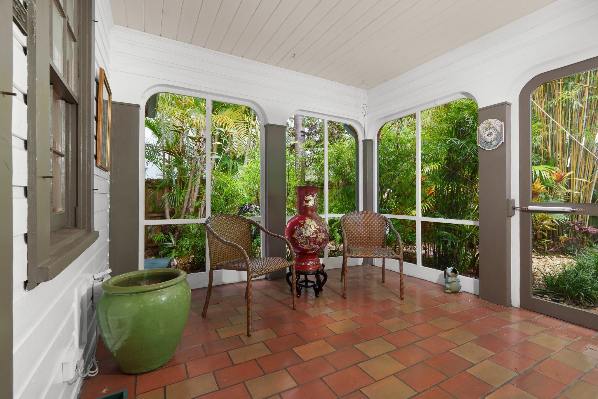 1609 NE 2ND, Fort Lauderdale FL 33301