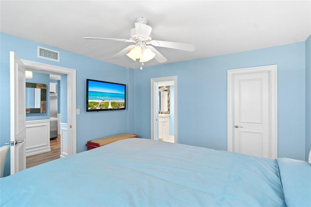 1161 HILLSBORO MILE #306, Hillsboro Beach FL 33062