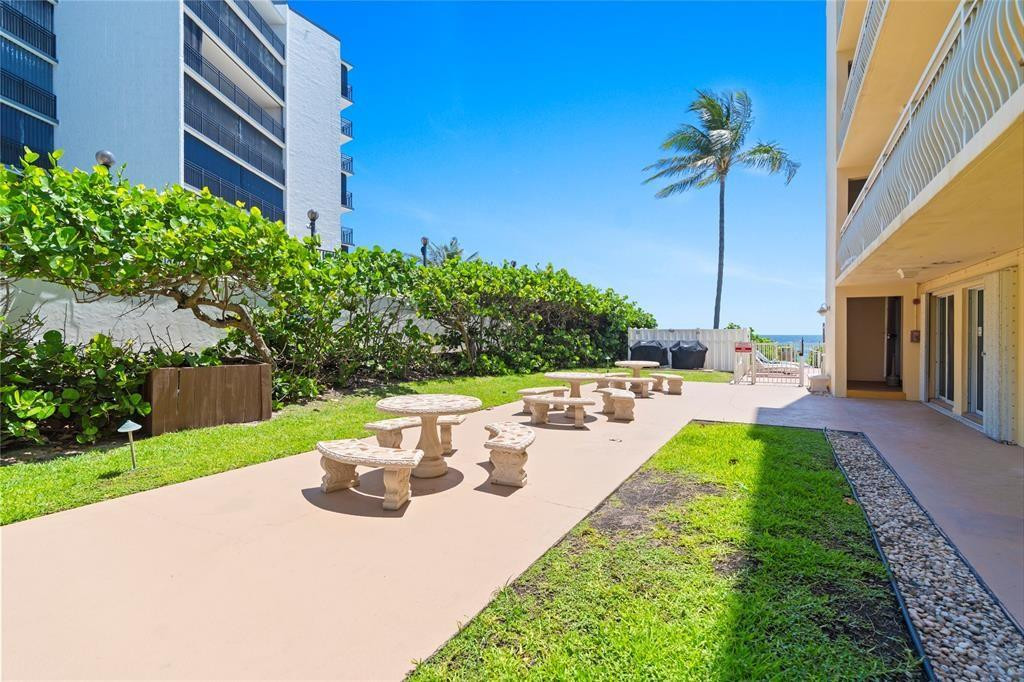 1161 HILLSBORO MILE #306, Hillsboro Beach FL 33062
