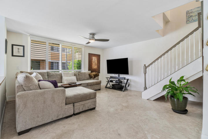 123 Yacht Club, Hypoluxo FL 33462