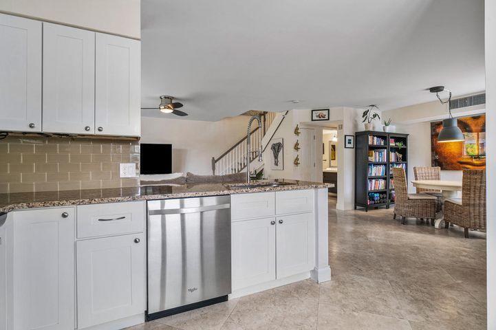 123 Yacht Club, Hypoluxo FL 33462