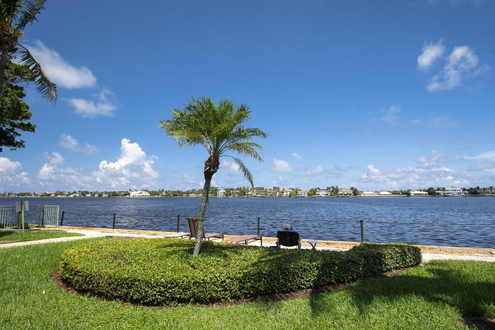 123 Yacht Club, Hypoluxo FL 33462