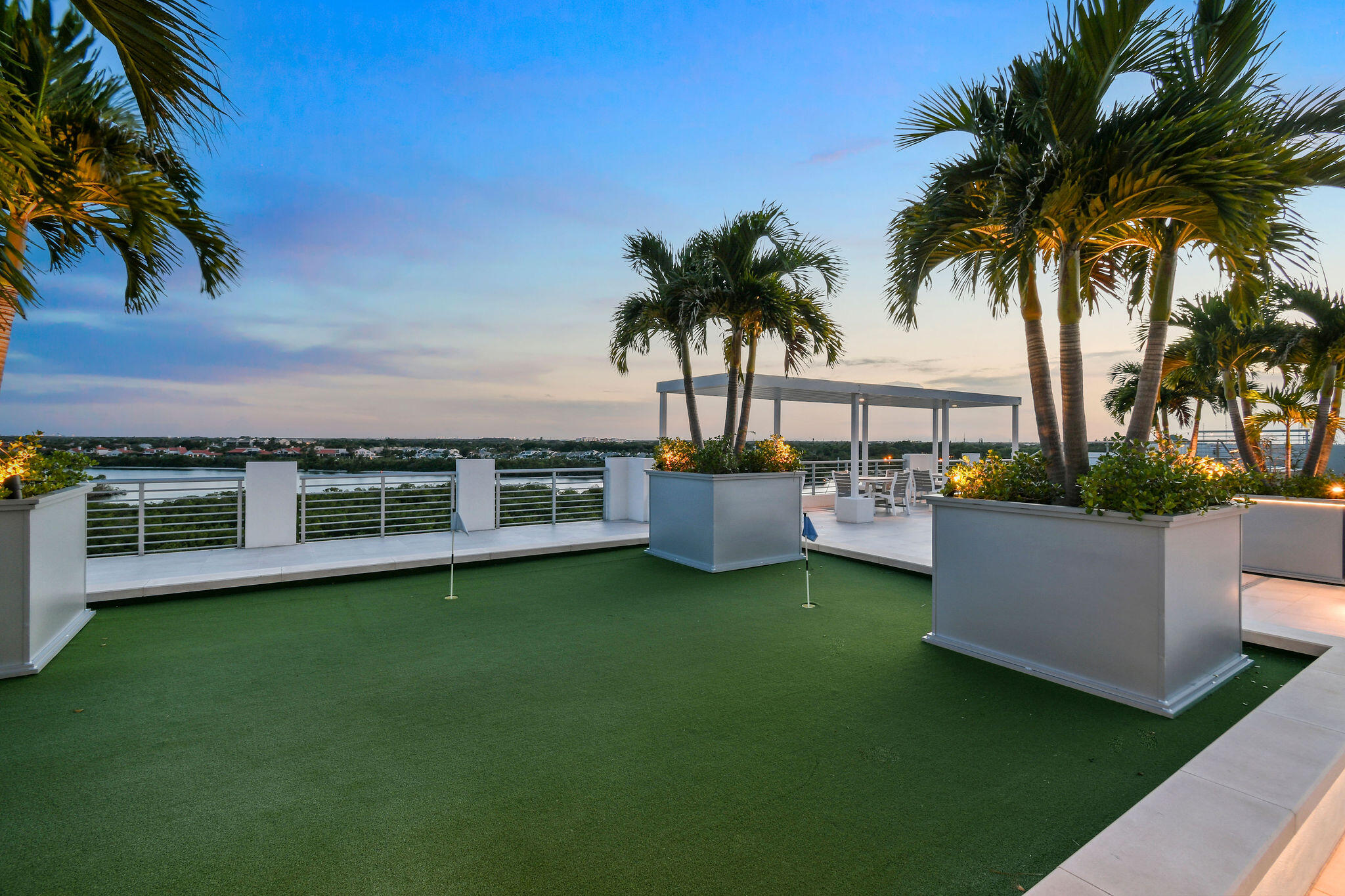 1 S COASTAL #202, Jupiter FL 33477
