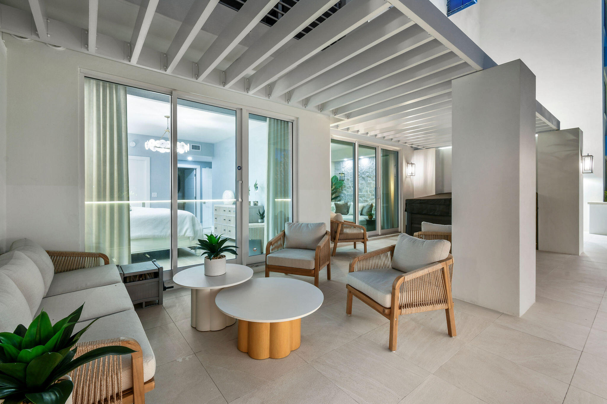 1 S COASTAL #202, Jupiter FL 33477