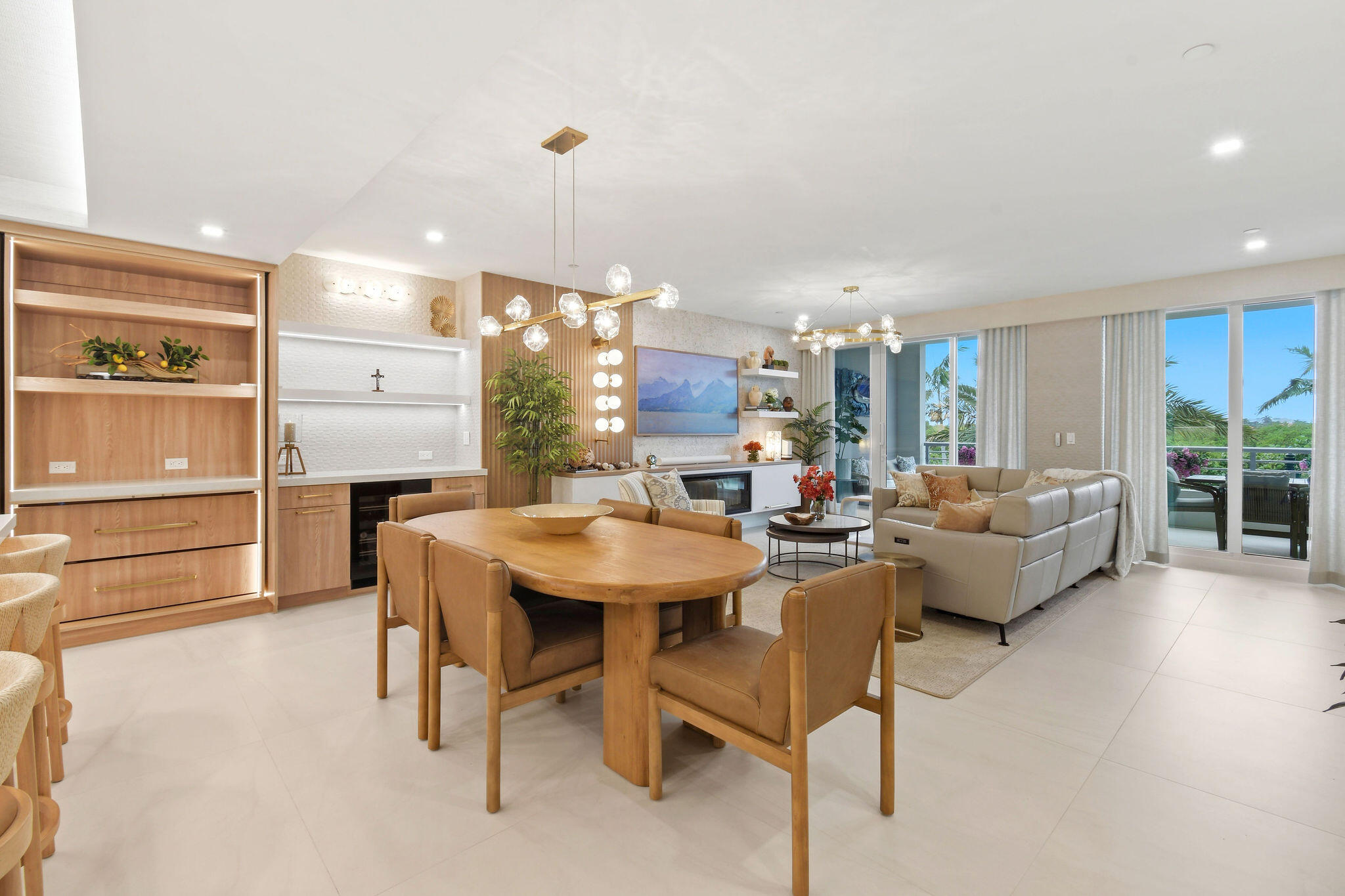 1 S COASTAL #202, Jupiter FL 33477