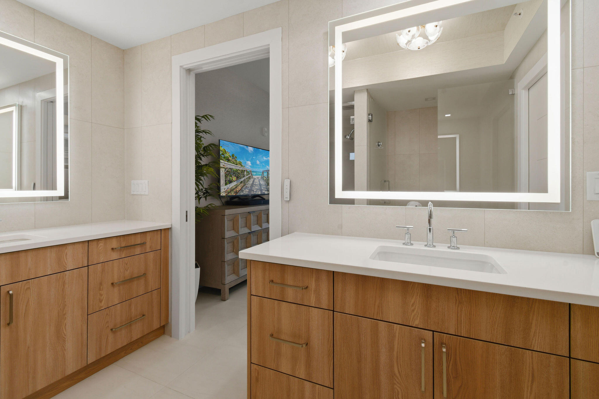 1 S COASTAL #202, Jupiter FL 33477