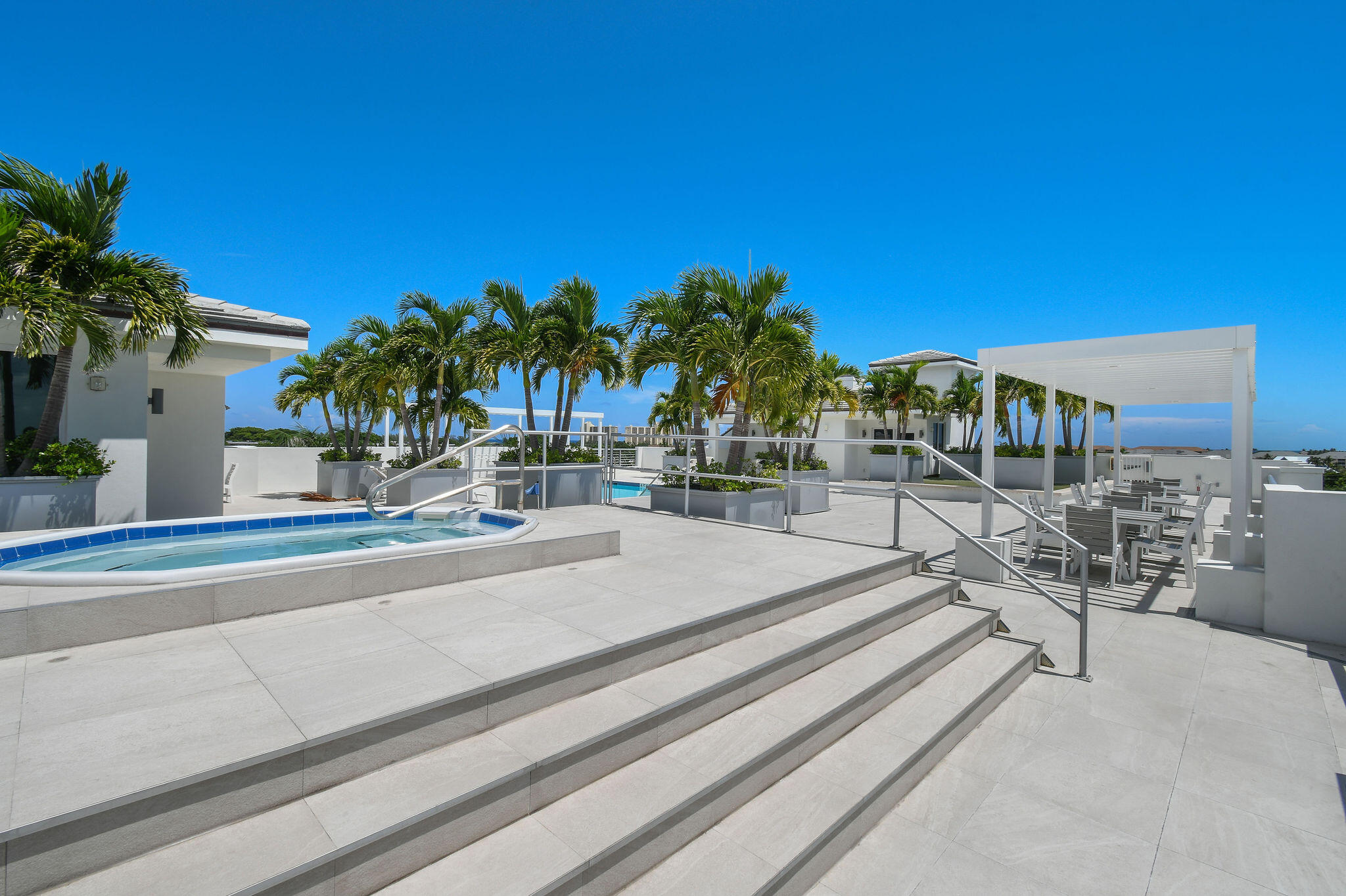 1 S COASTAL #202, Jupiter FL 33477