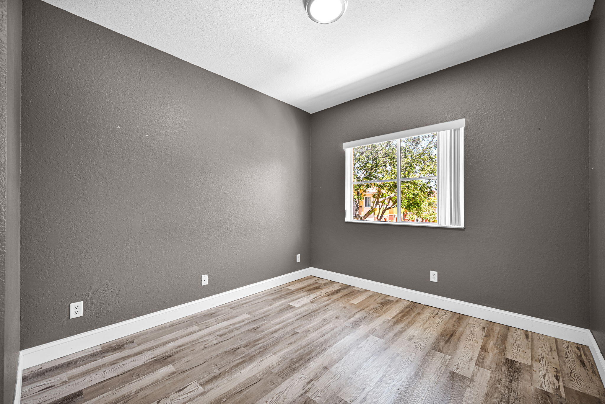 603 W SANTA CATALINA #603, North Lauderdale FL 33068