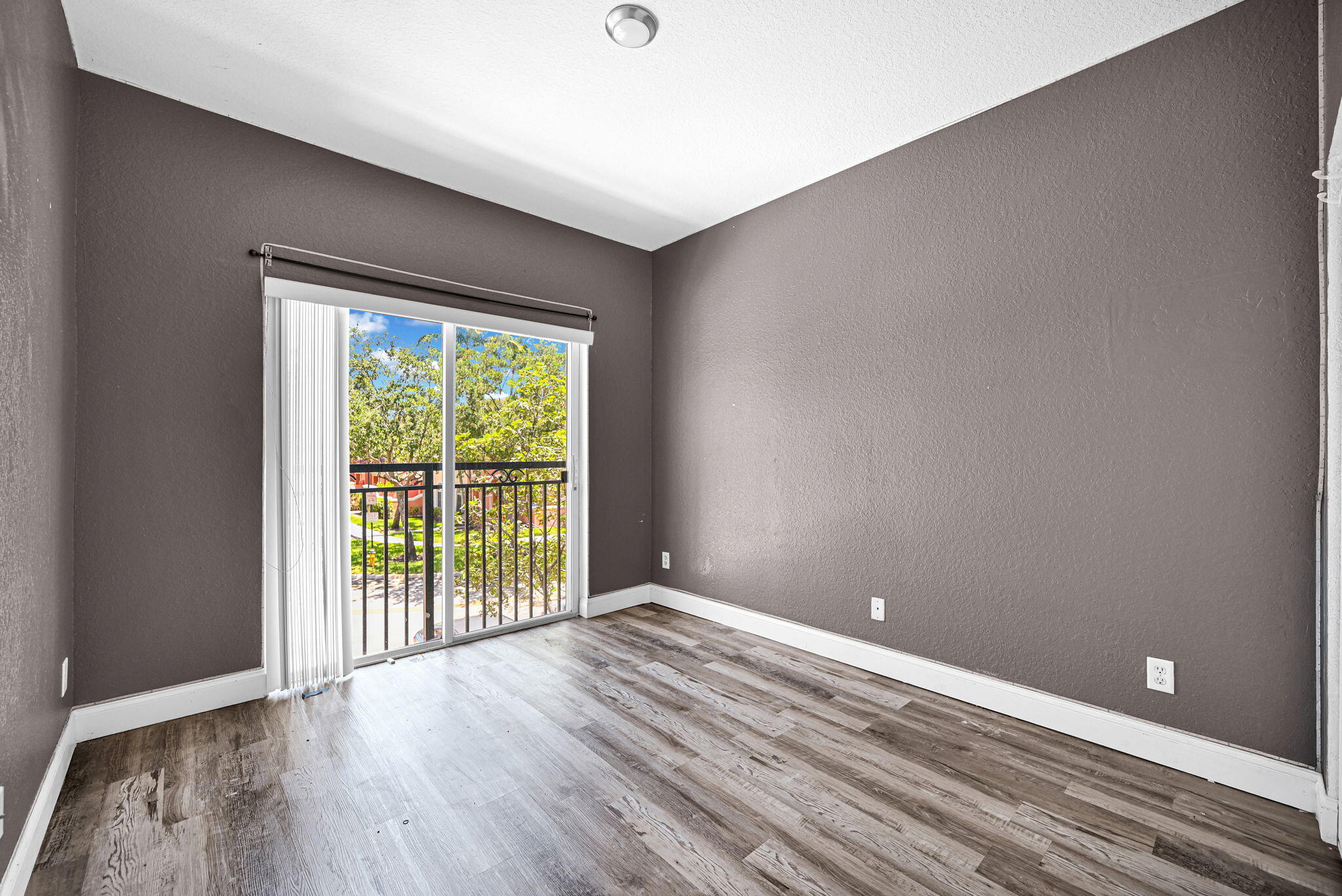 603 W SANTA CATALINA #603, North Lauderdale FL 33068