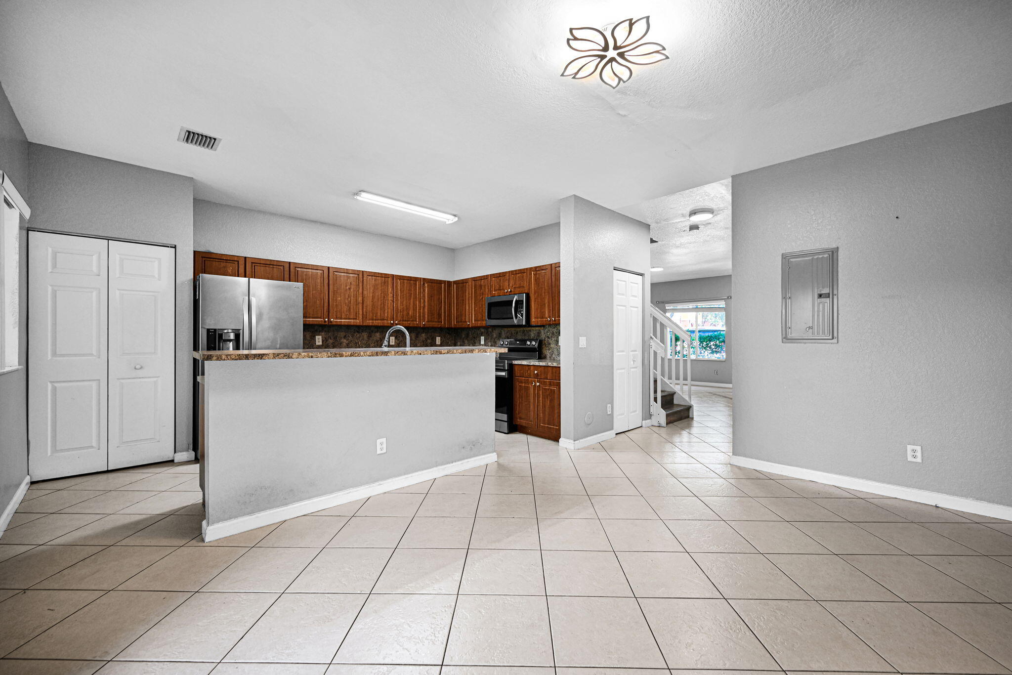 603 W SANTA CATALINA #603, North Lauderdale FL 33068