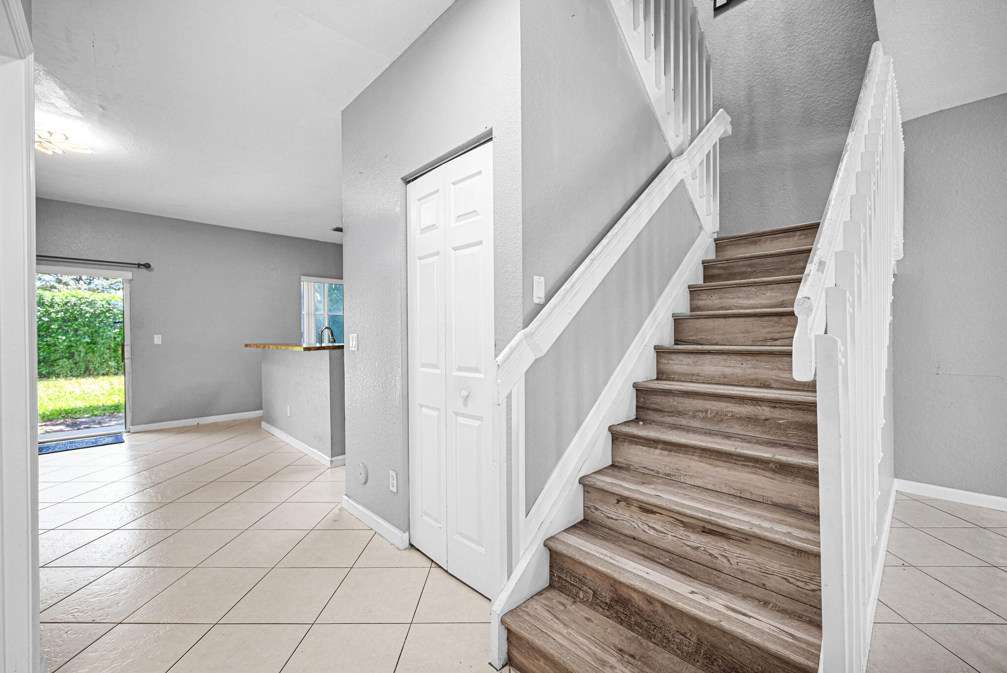 603 W SANTA CATALINA #603, North Lauderdale FL 33068