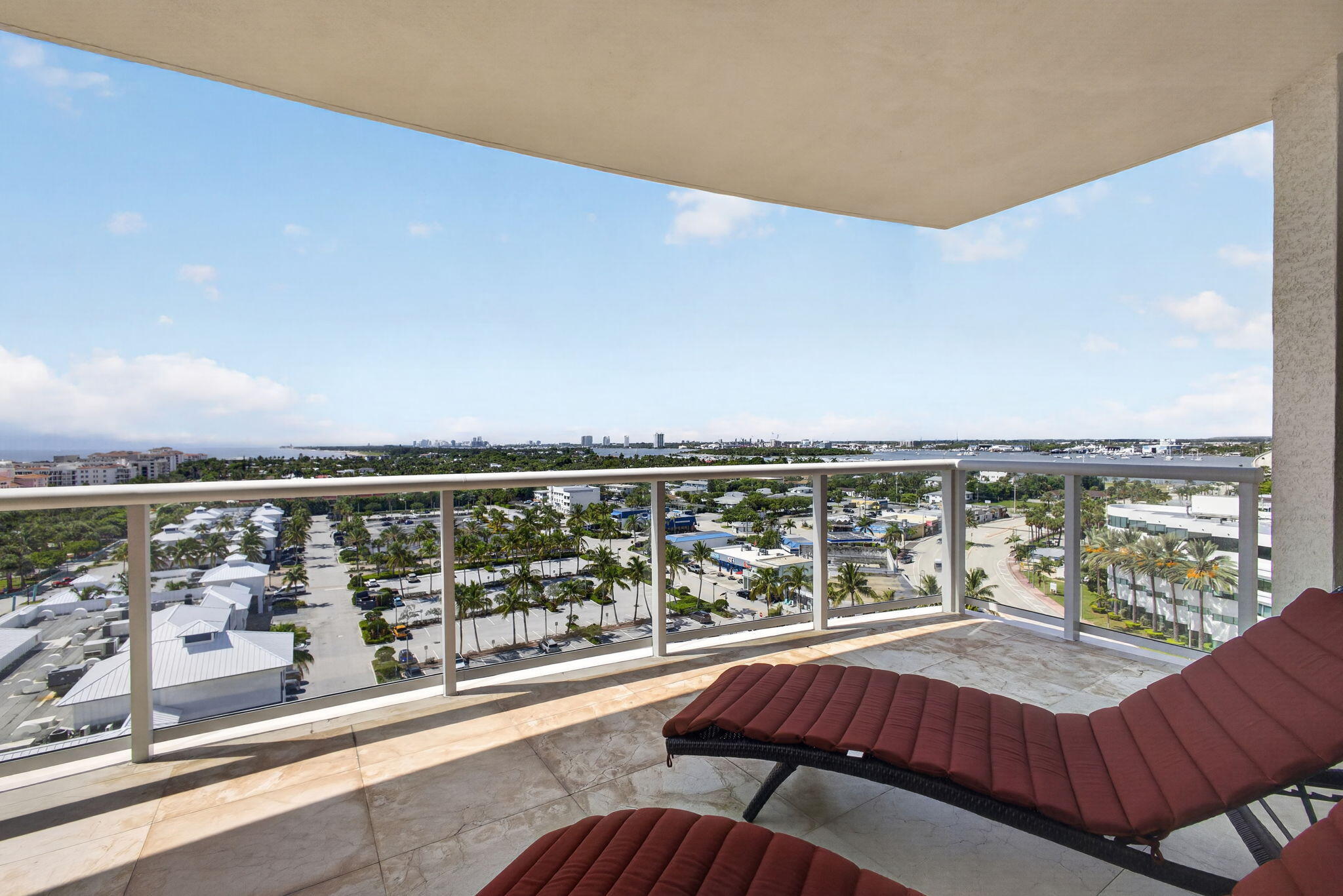 2700 N Ocean #905B, Riviera Beach FL 33404