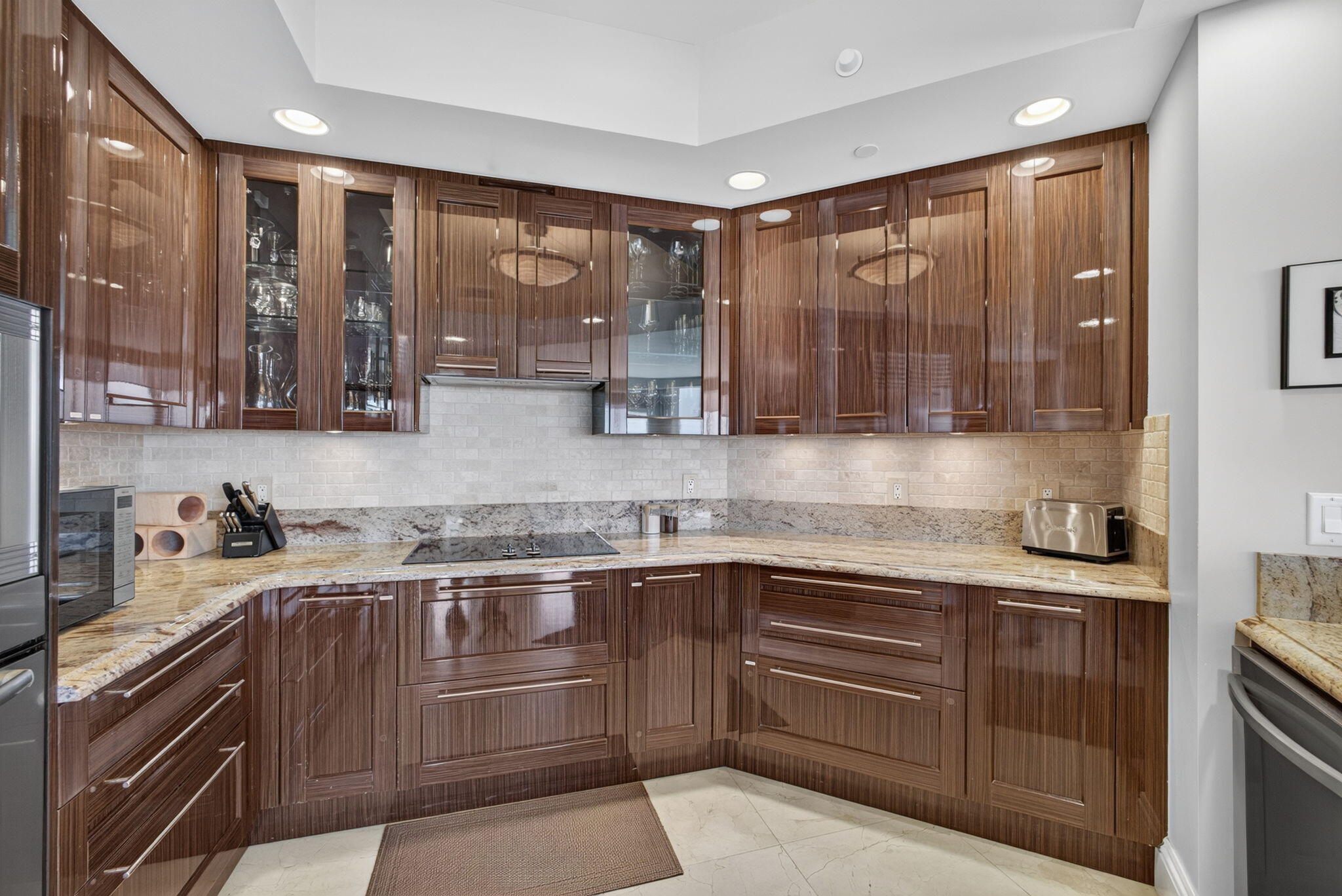 2700 N Ocean #905B, Riviera Beach FL 33404