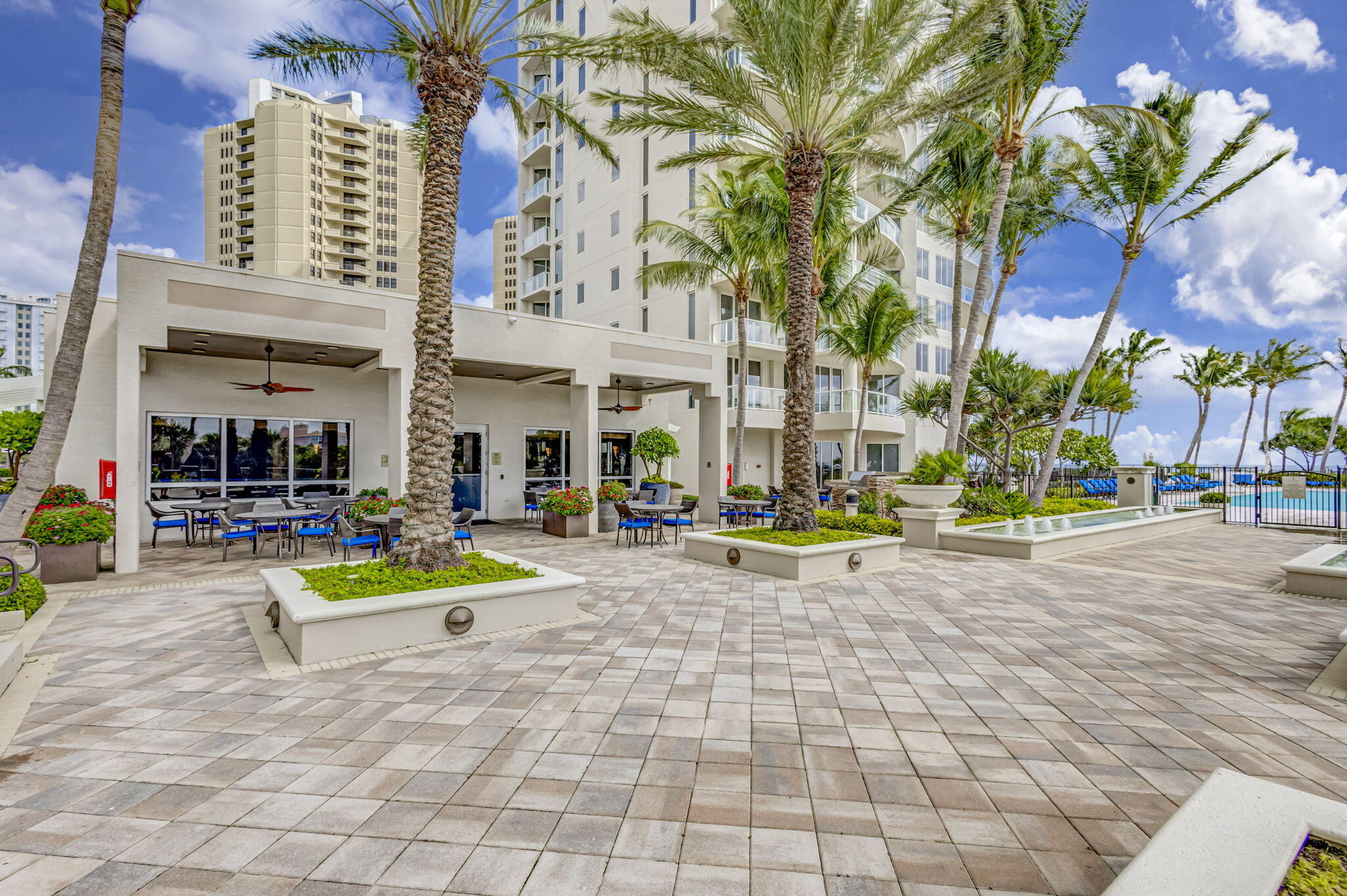 2700 N Ocean #905B, Riviera Beach FL 33404