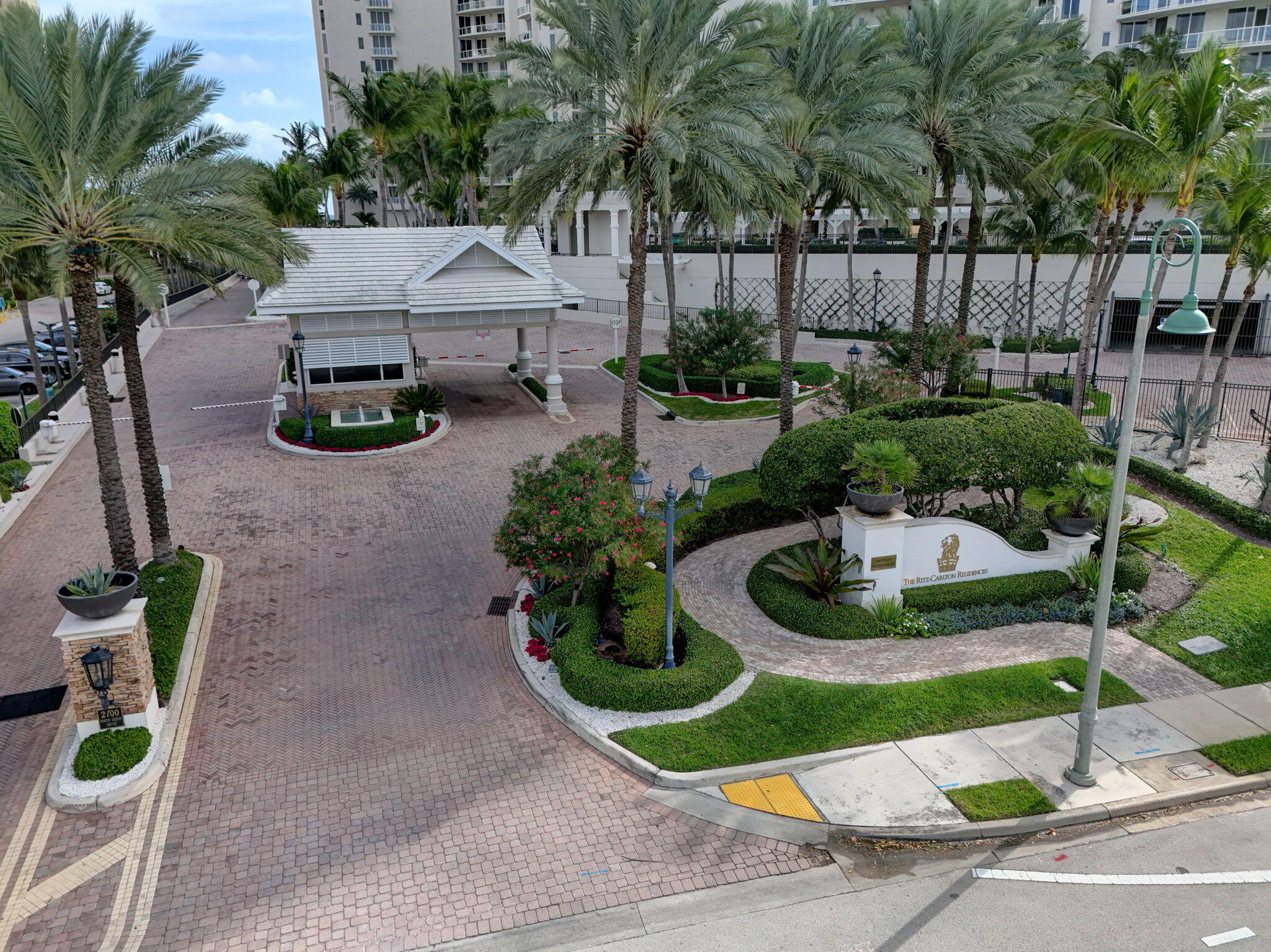 2700 N Ocean #905B, Riviera Beach FL 33404