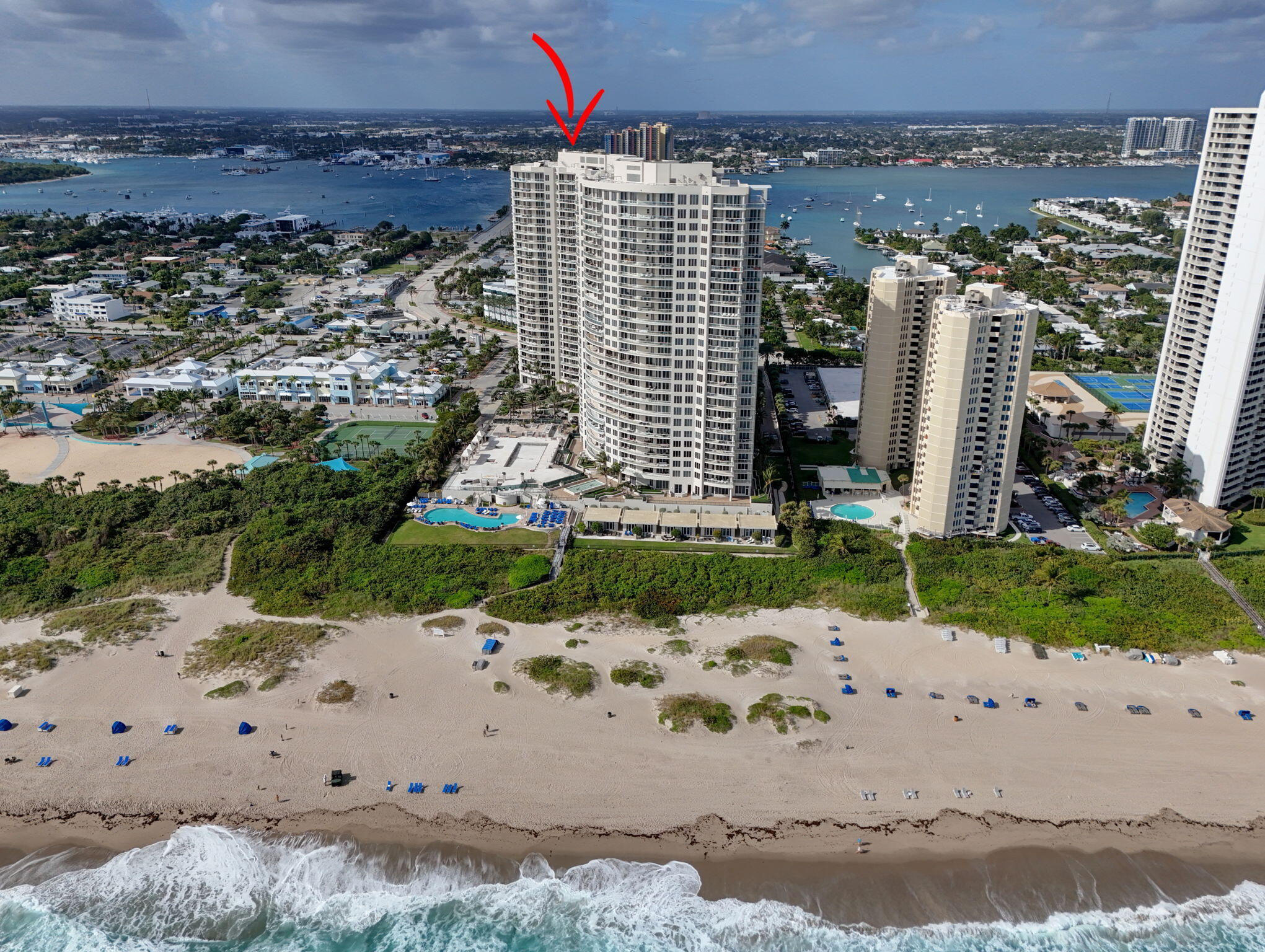 2700 N Ocean #905B, Riviera Beach FL 33404