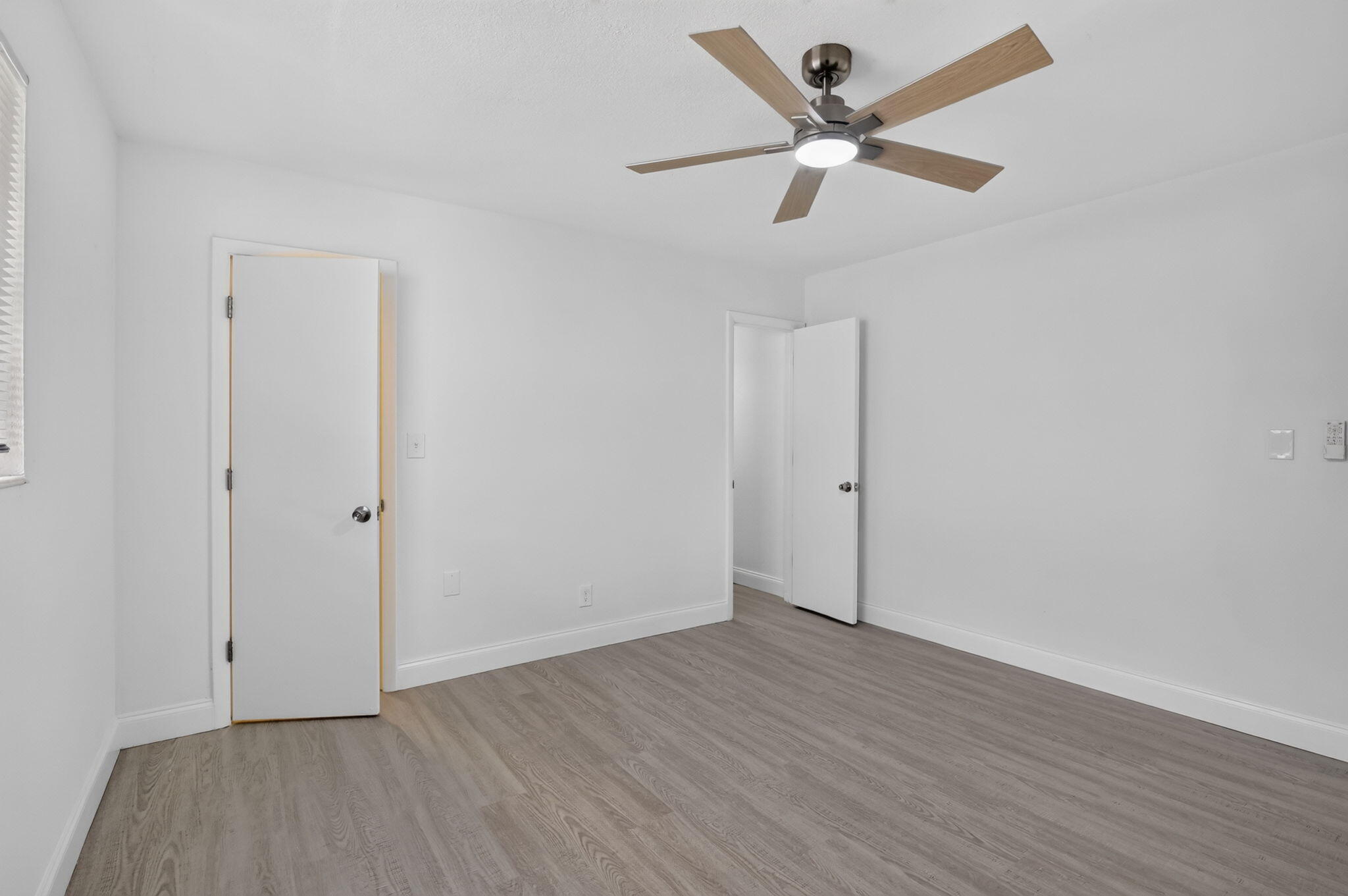 3390 NW 42nd, Lauderdale Lakes FL 33309