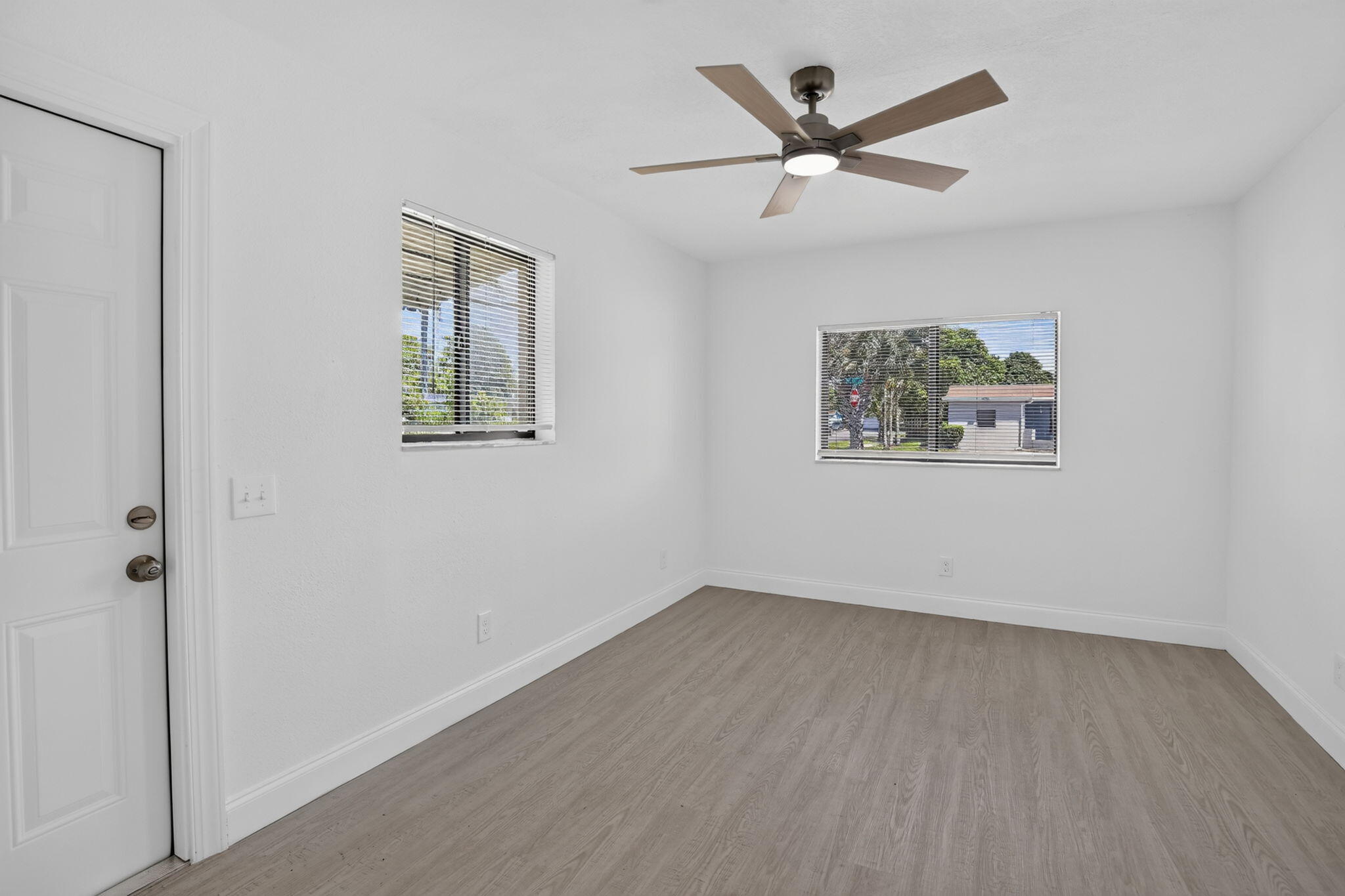 3390 NW 42nd, Lauderdale Lakes FL 33309