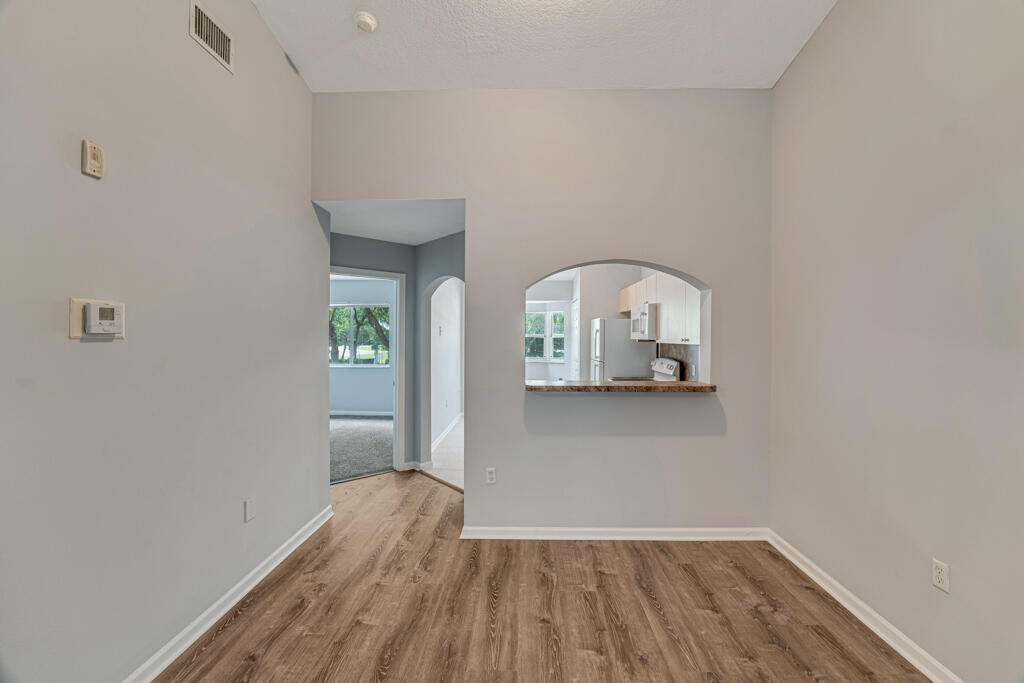 3810 N JOG #204, West Palm Beach FL 33411