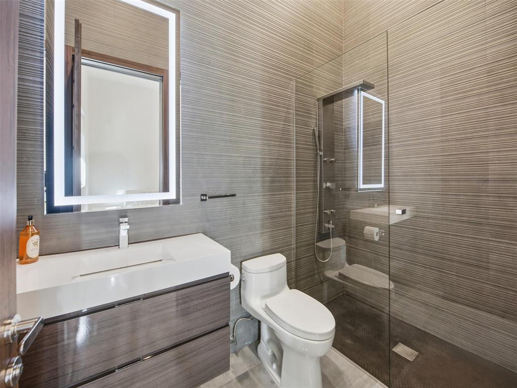 2213 NE 37TH, Fort Lauderdale FL 33308