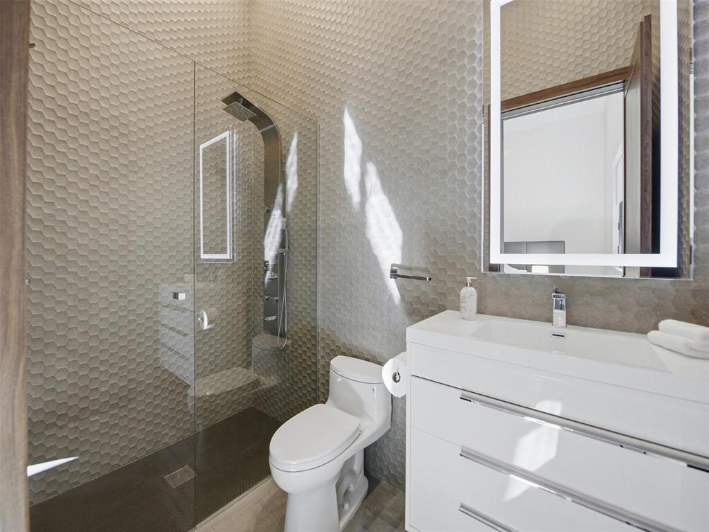 2213 NE 37TH, Fort Lauderdale FL 33308