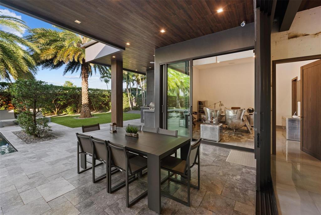 2213 NE 37TH, Fort Lauderdale FL 33308