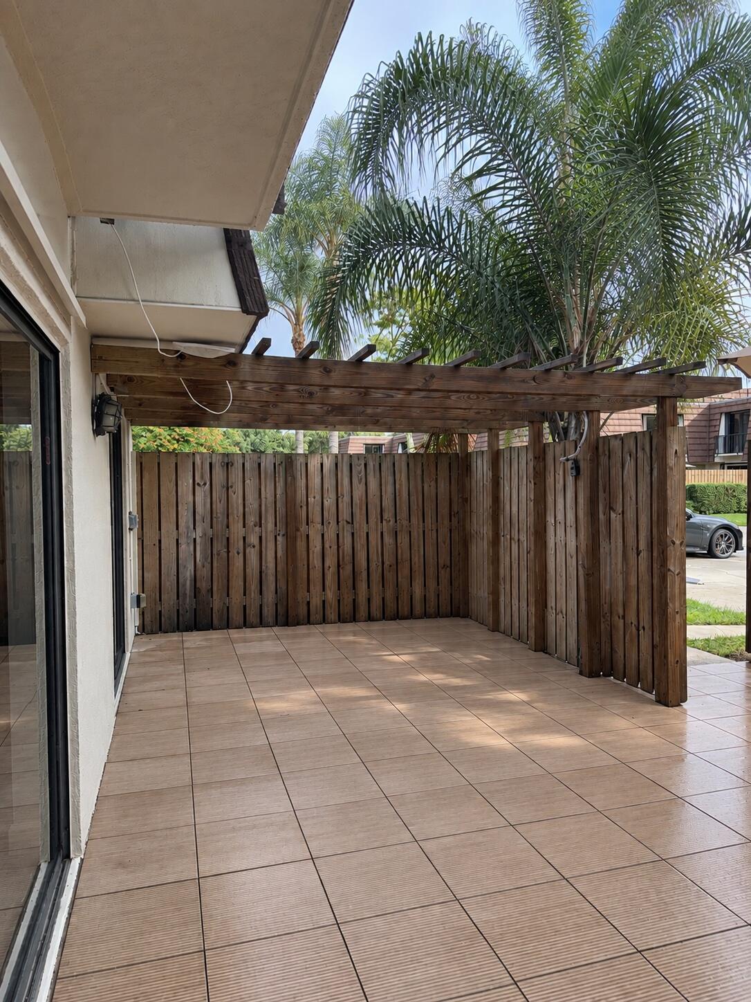2003 20TH, Palm Beach Gardens FL 33418