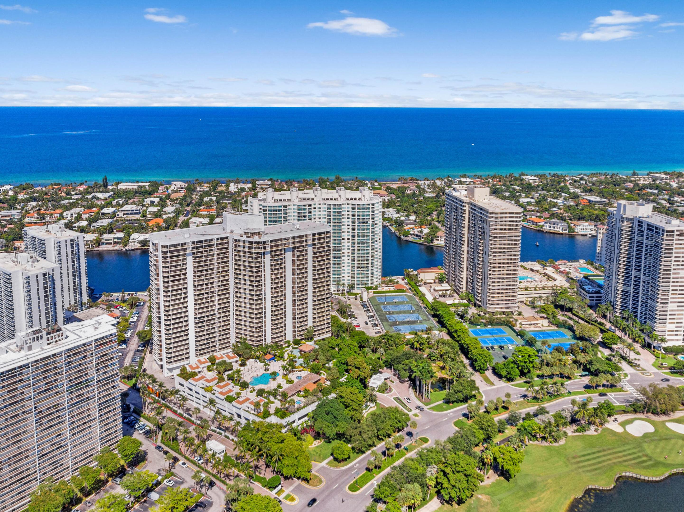 3701 N COUNTRY CLUB #404, Aventura FL 33180