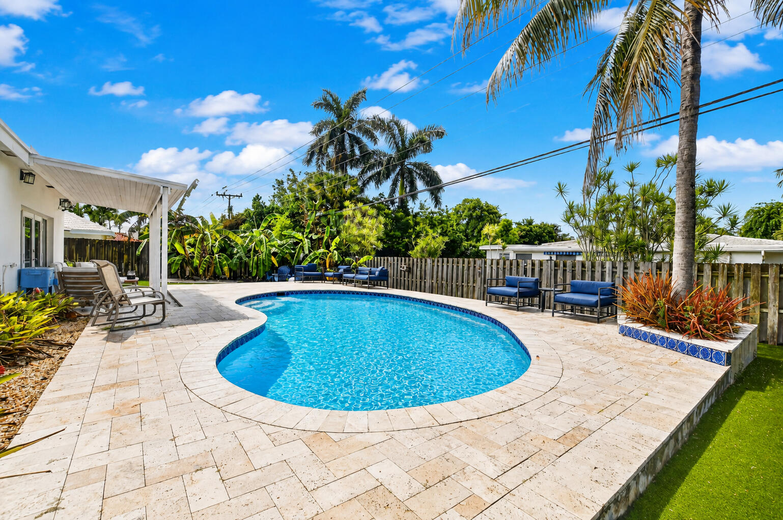 438 SW 9TH, Boca Raton FL 33486