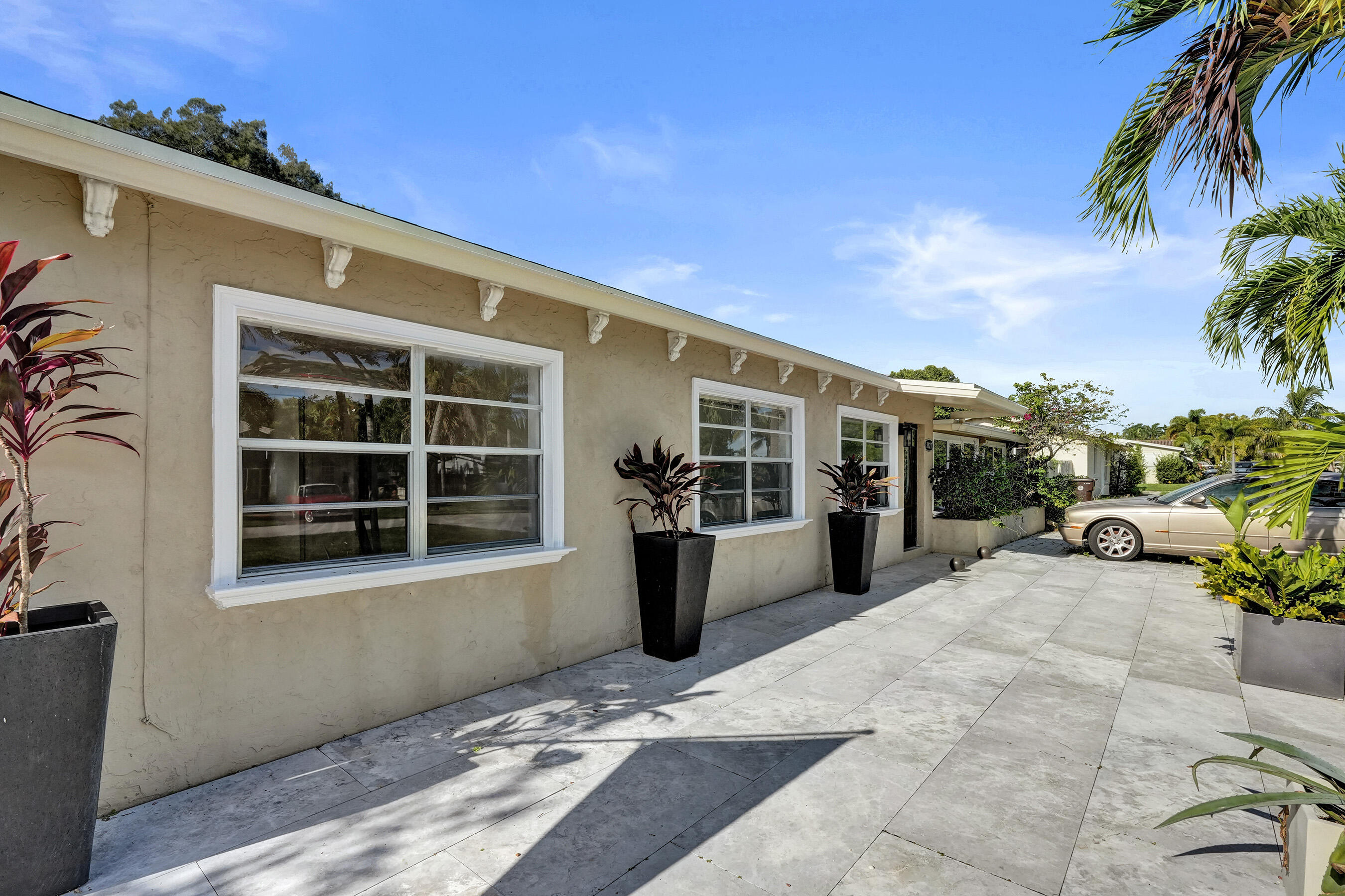 3127 Carol, Palm Springs FL 33461