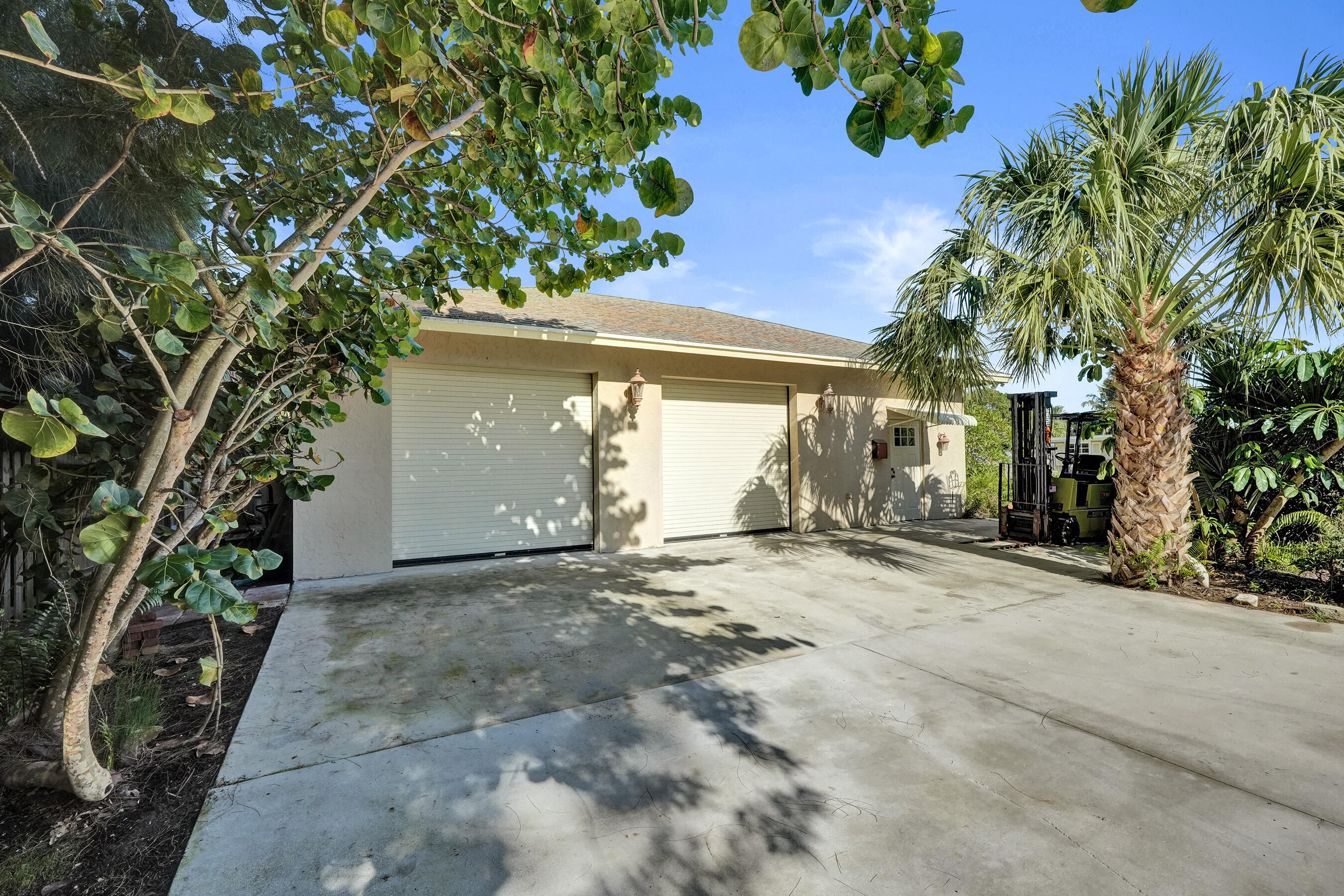 3127 Carol, Palm Springs FL 33461