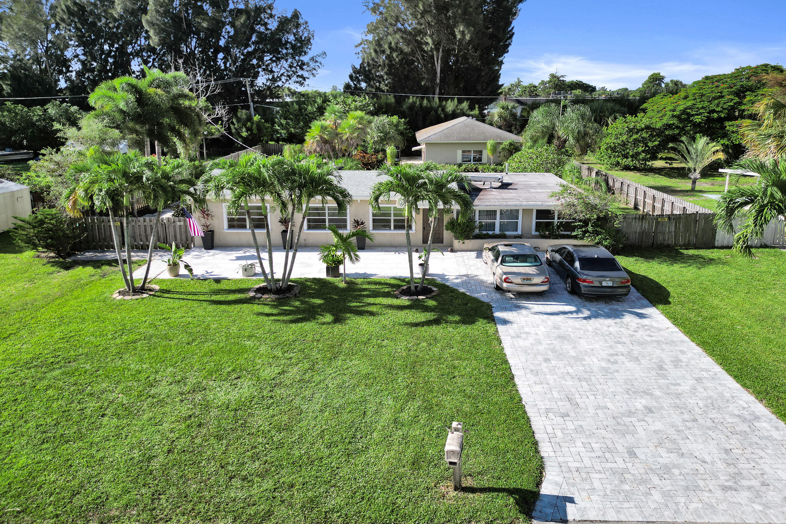 3127 Carol, Palm Springs FL 33461