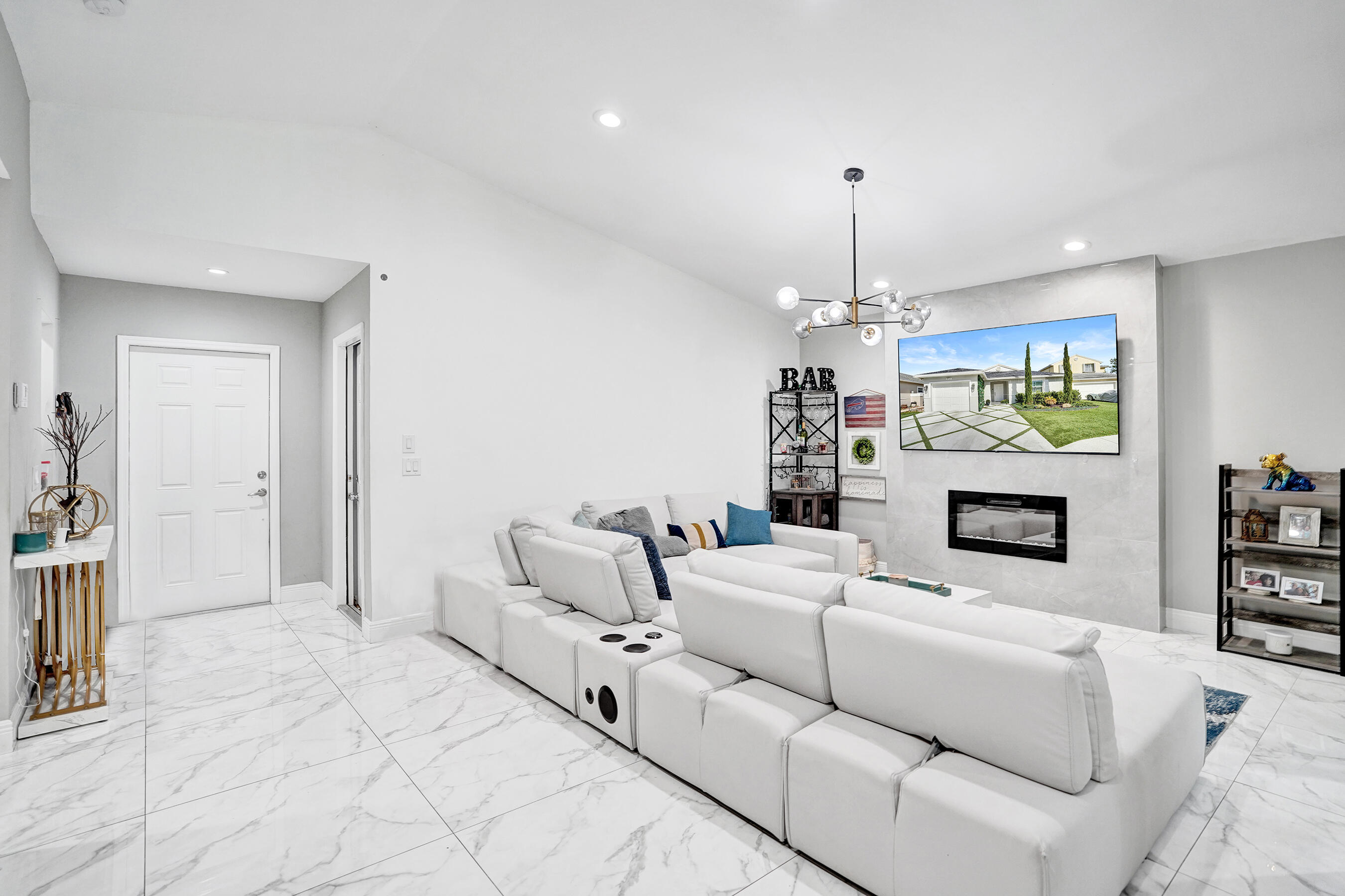 372 W Riverbend #372, Sunrise FL 33326