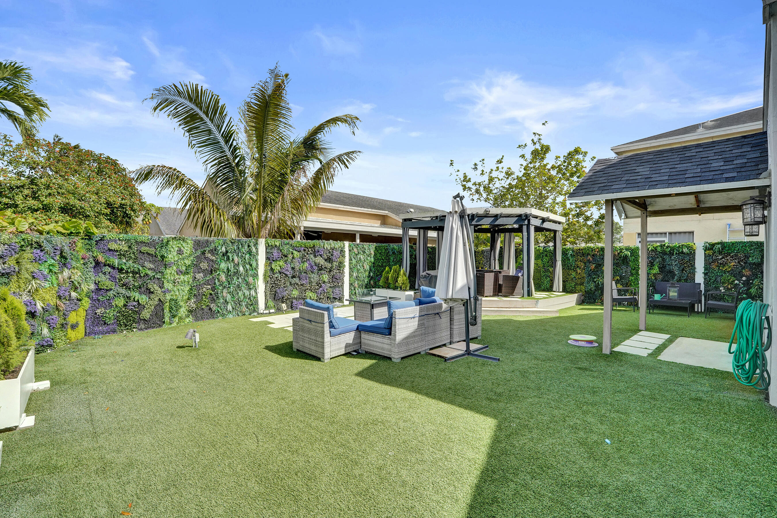 372 W Riverbend #372, Sunrise FL 33326
