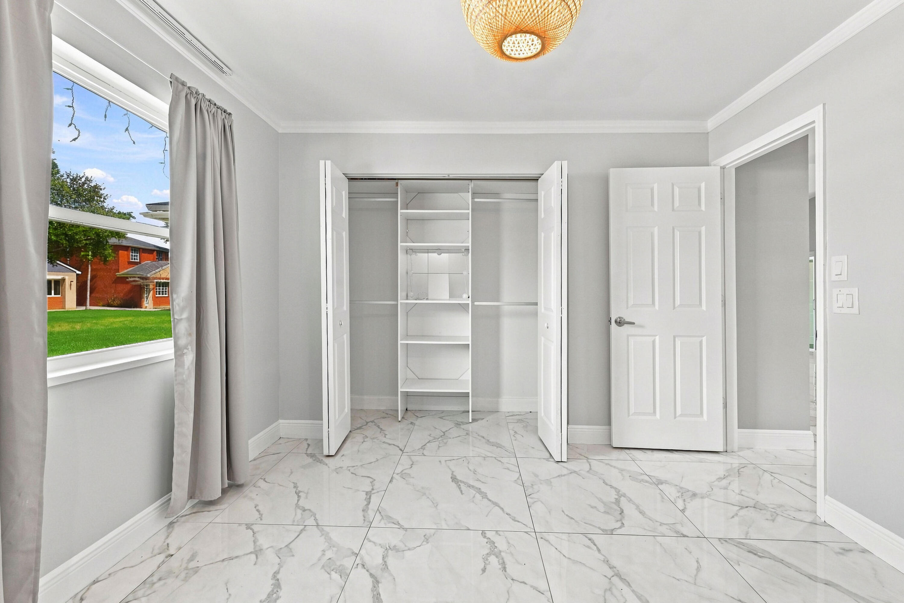 372 W Riverbend #372, Sunrise FL 33326
