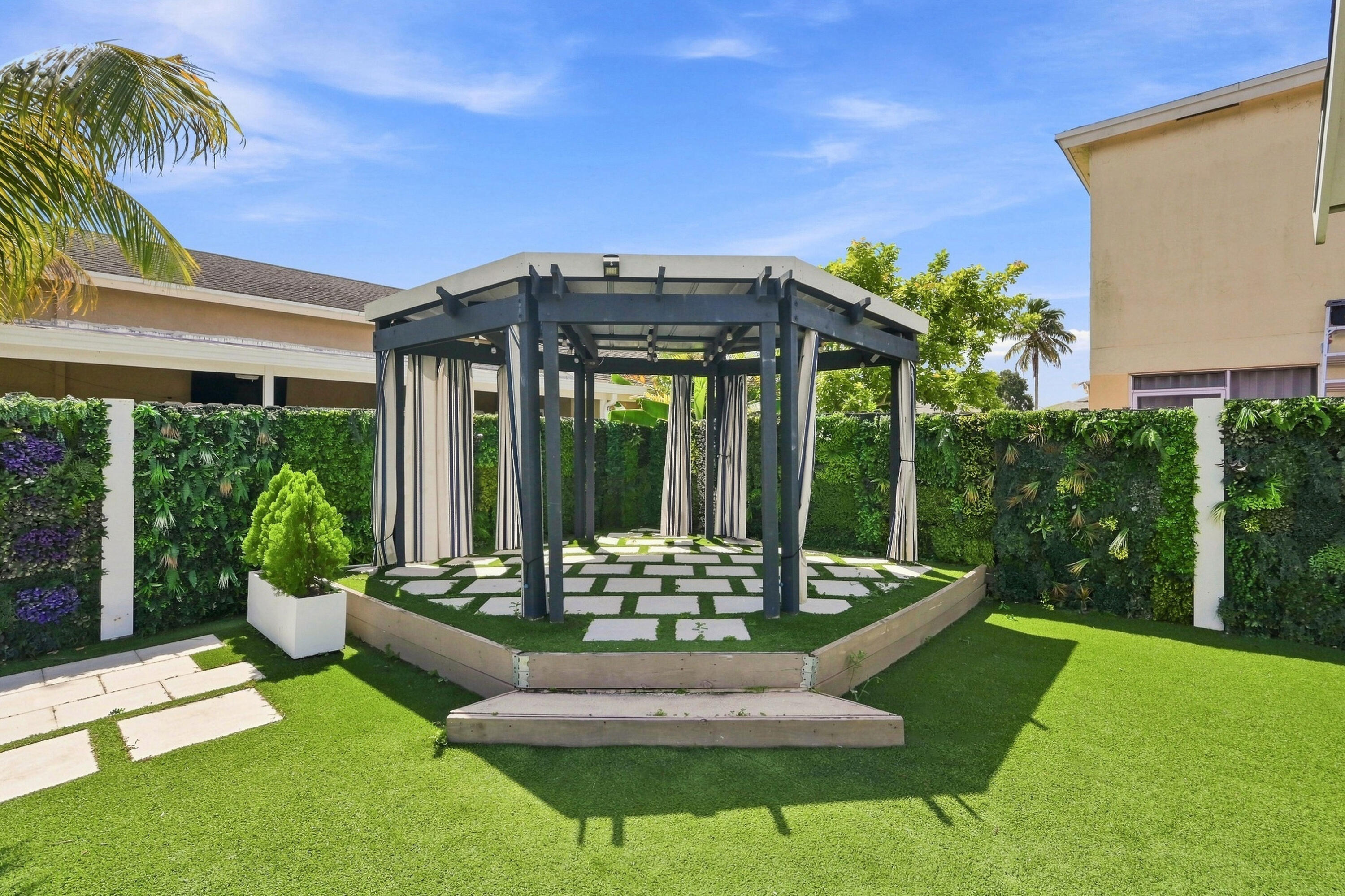 372 W Riverbend #372, Sunrise FL 33326