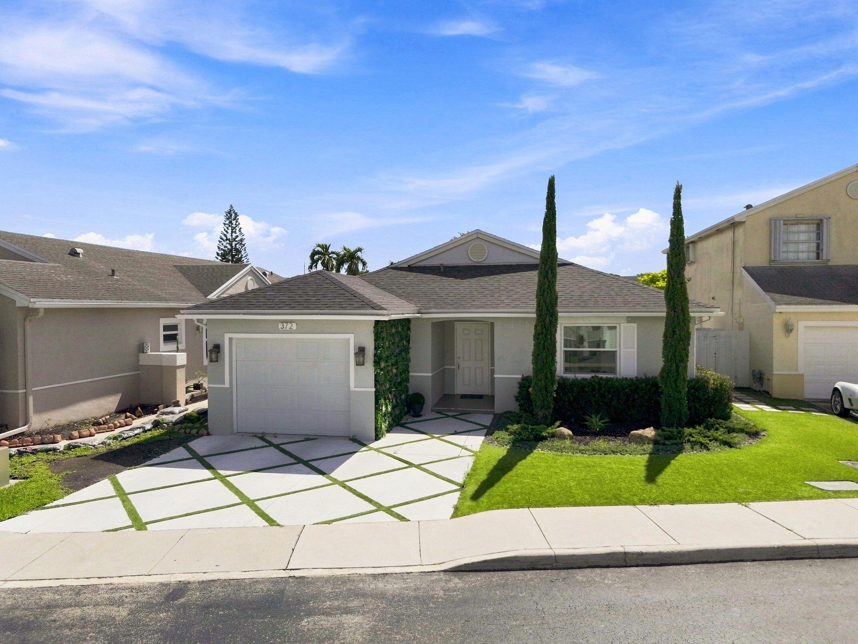 372 W Riverbend #372, Sunrise FL 33326