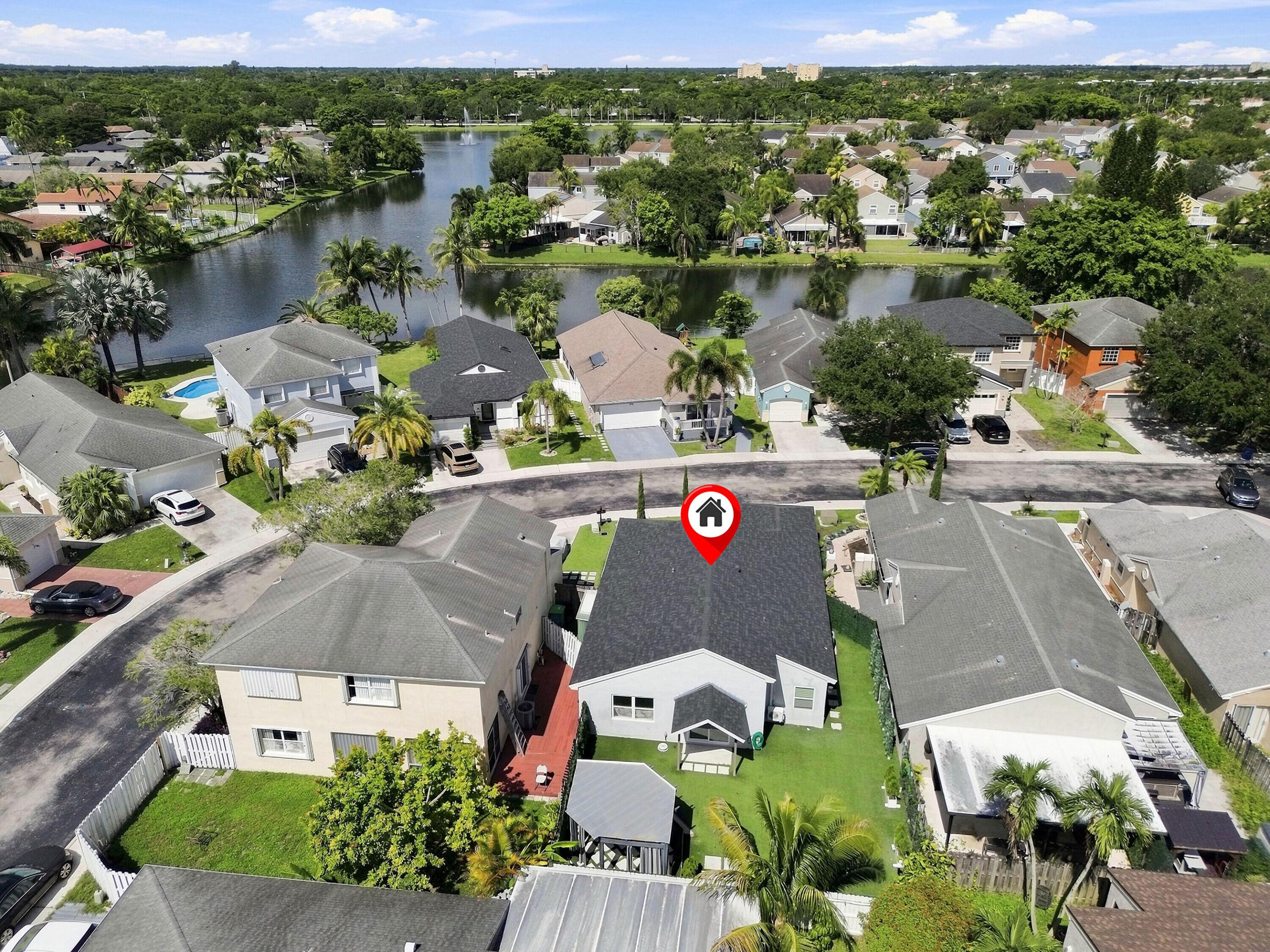 372 W Riverbend #372, Sunrise FL 33326