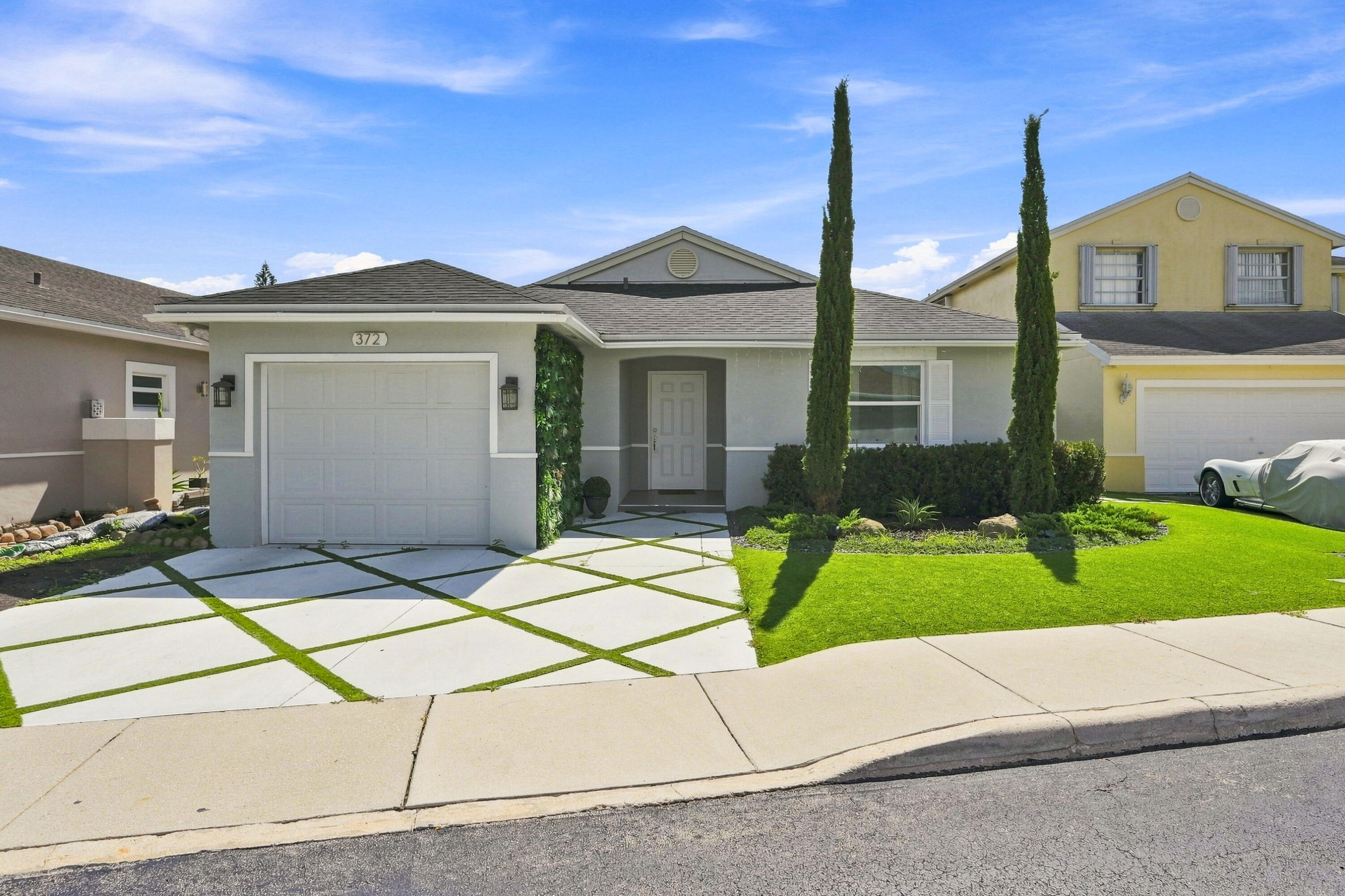 372 W Riverbend #372, Sunrise FL 33326