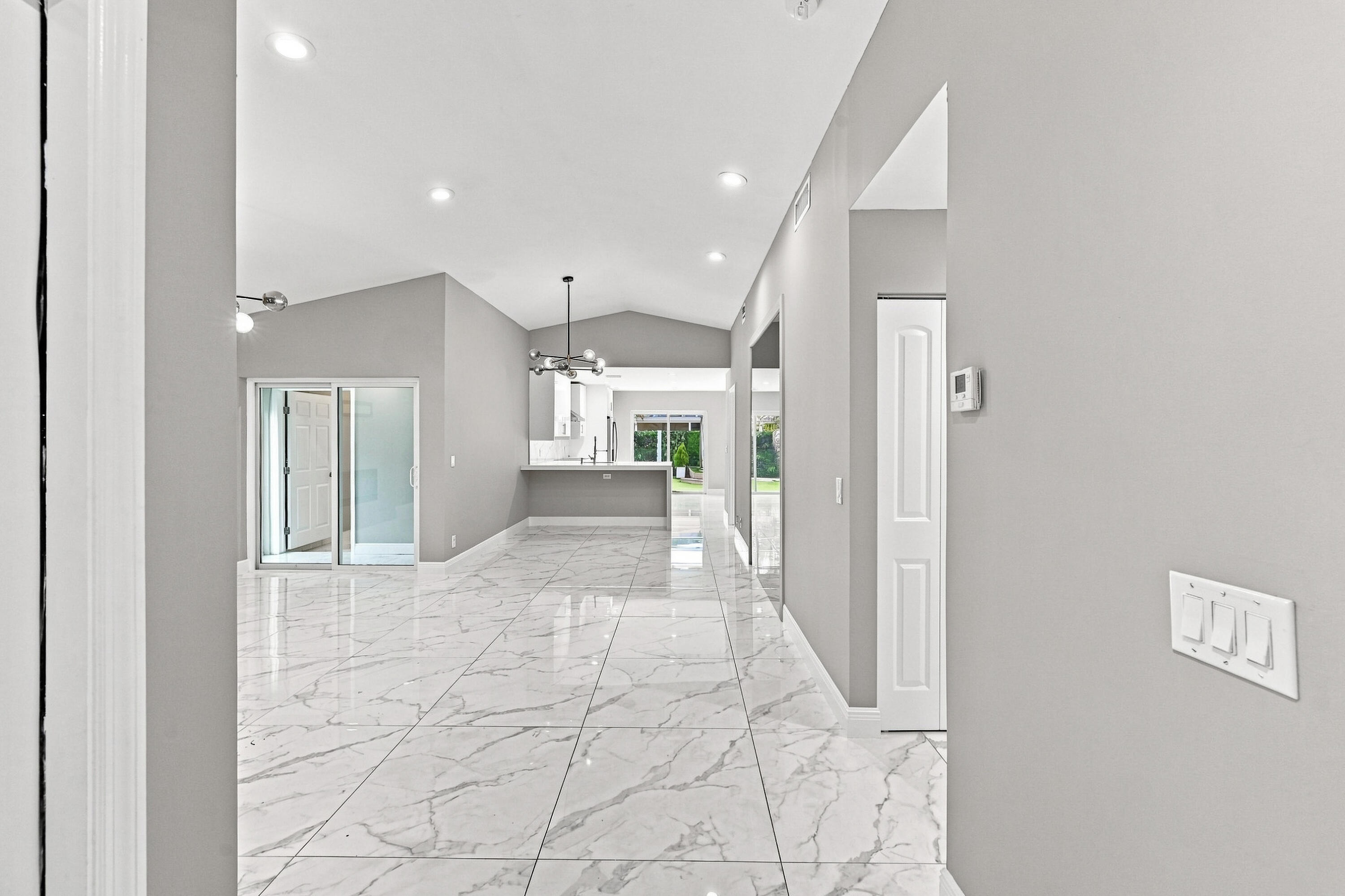 372 W Riverbend #372, Sunrise FL 33326