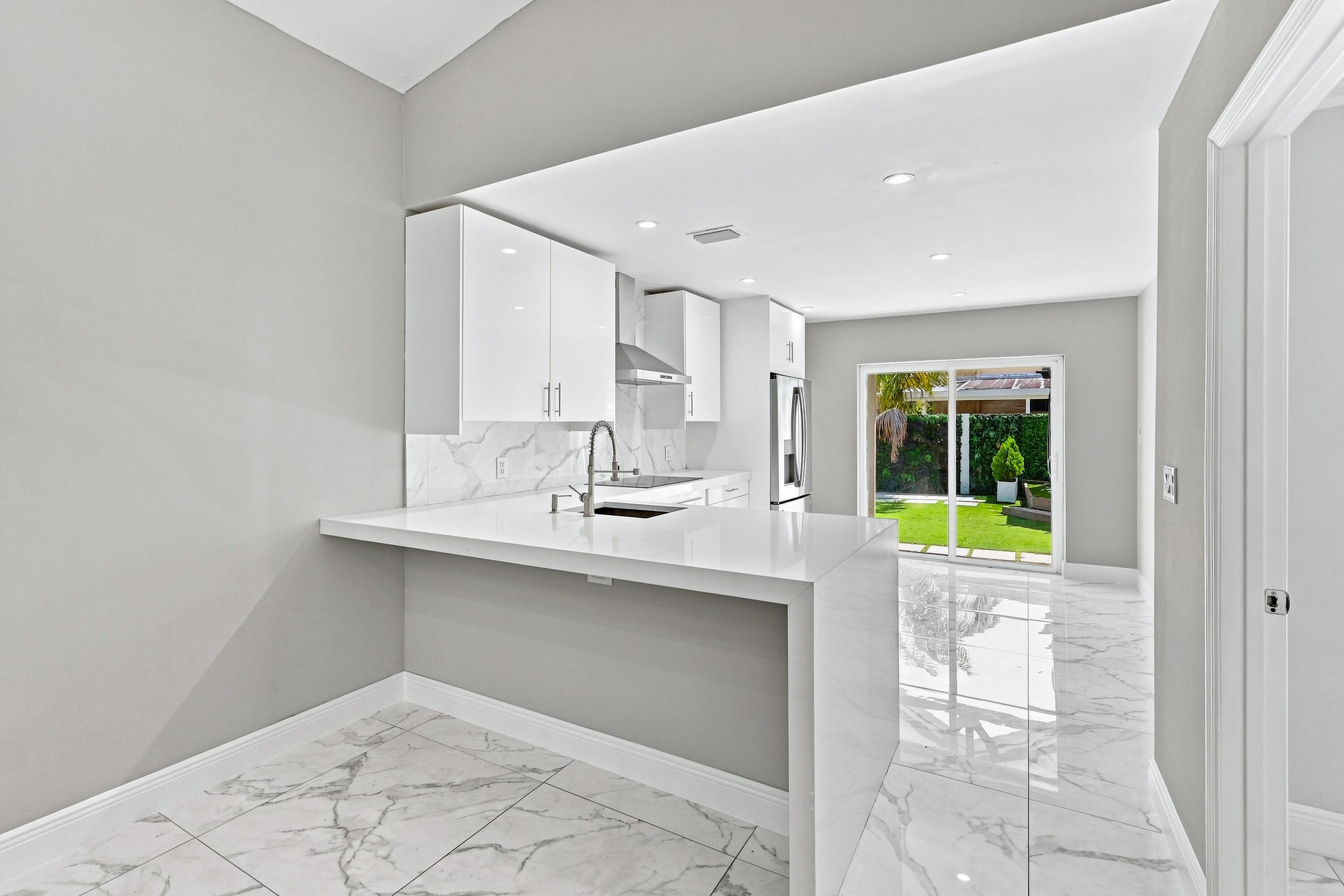 372 W Riverbend #372, Sunrise FL 33326