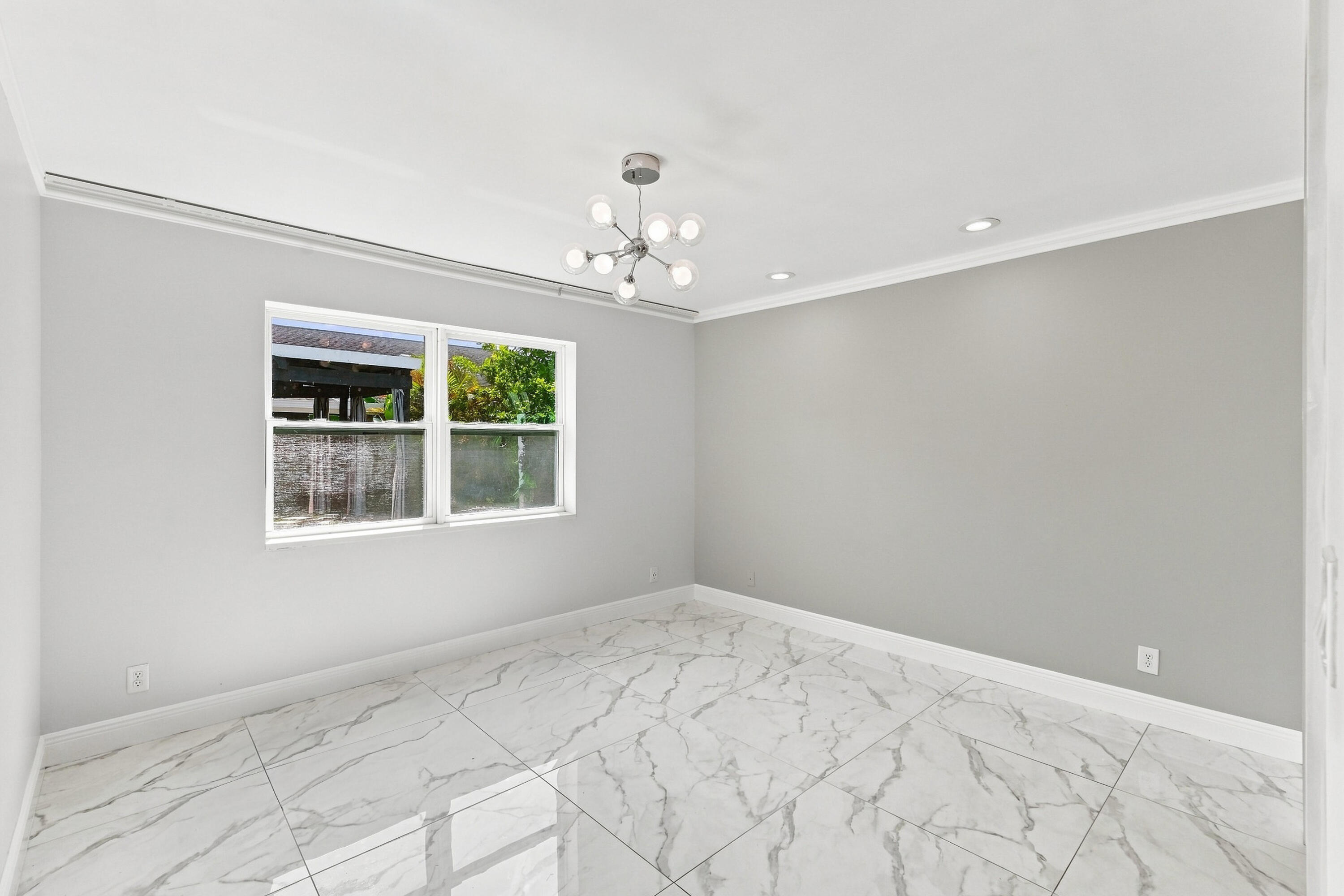 372 W Riverbend #372, Sunrise FL 33326