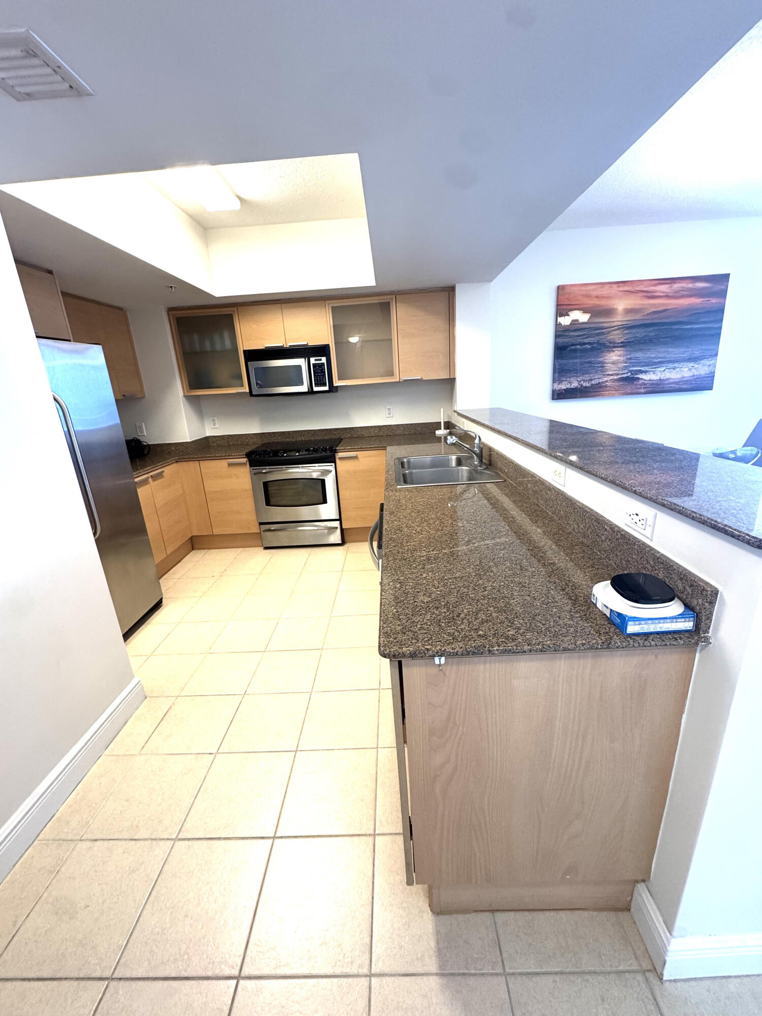 16699 COLLINS #2410, Sunny Isles Beach FL 33160