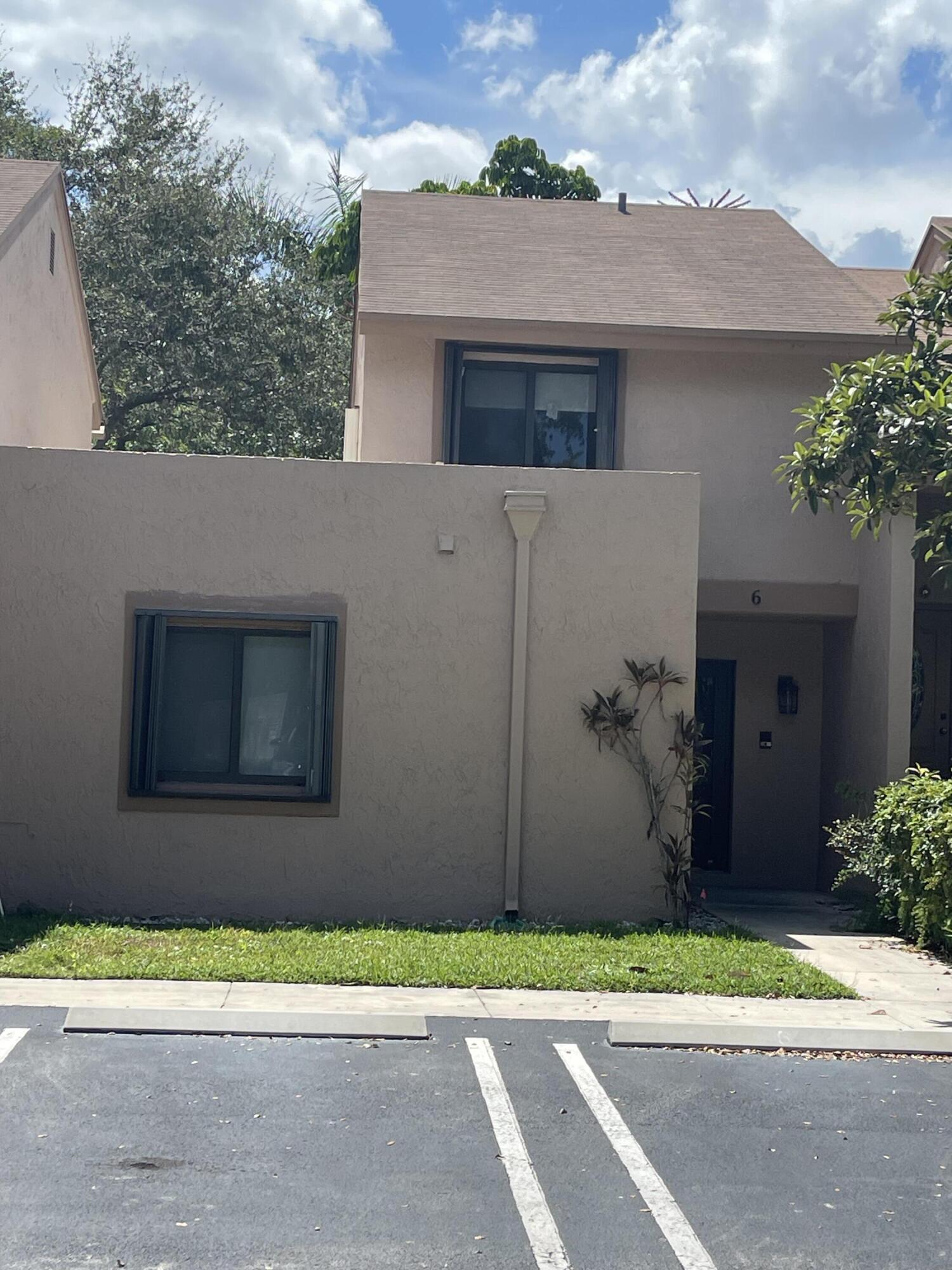 6 CHESTNUT, Cooper City FL 33026