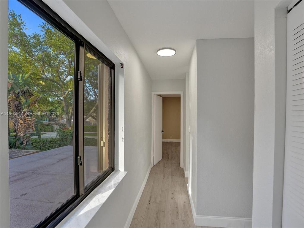 6 CHESTNUT, Cooper City FL 33026