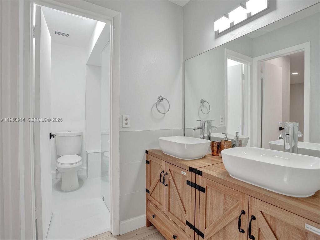 6 CHESTNUT, Cooper City FL 33026