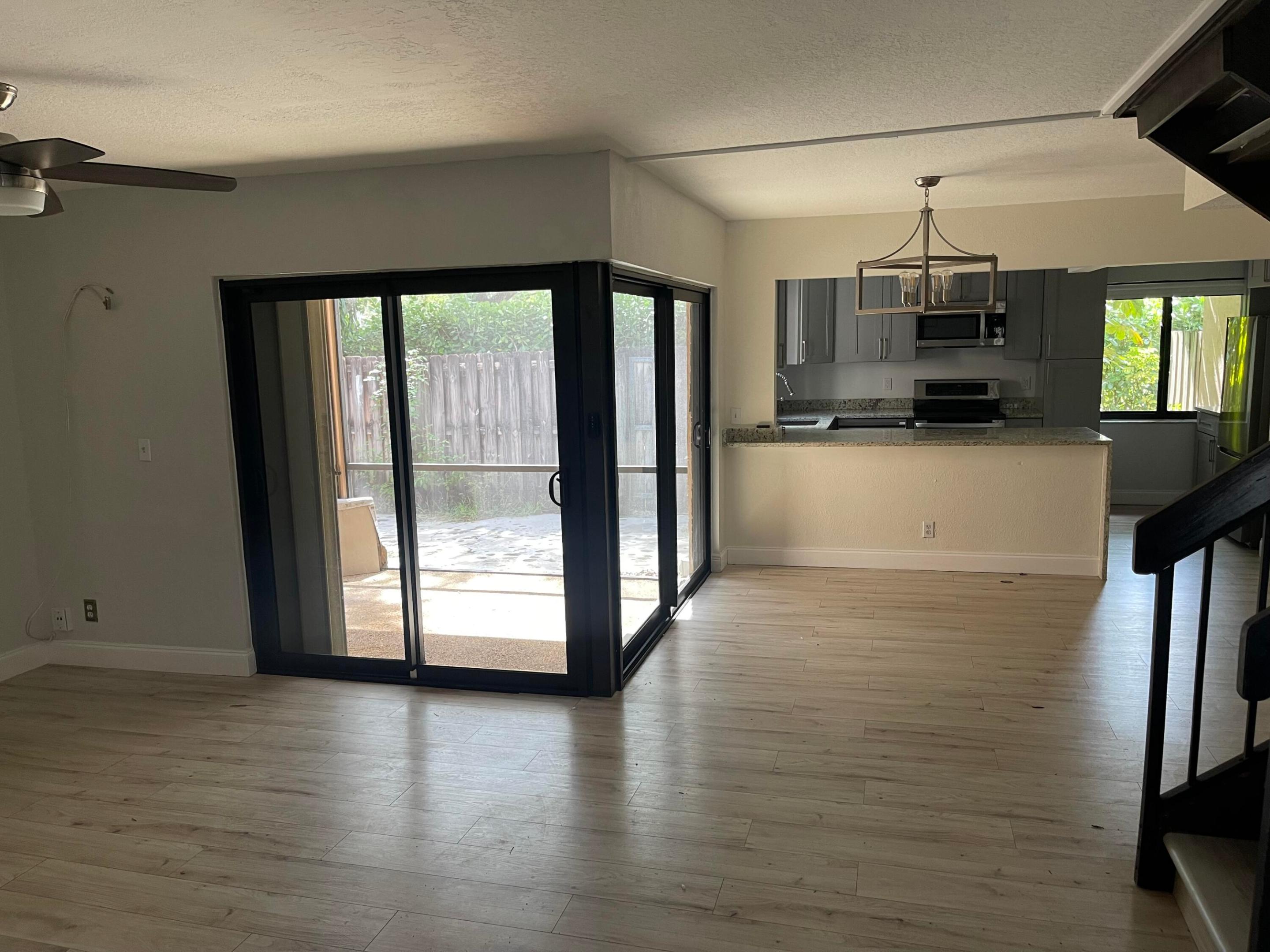 6 CHESTNUT, Cooper City FL 33026