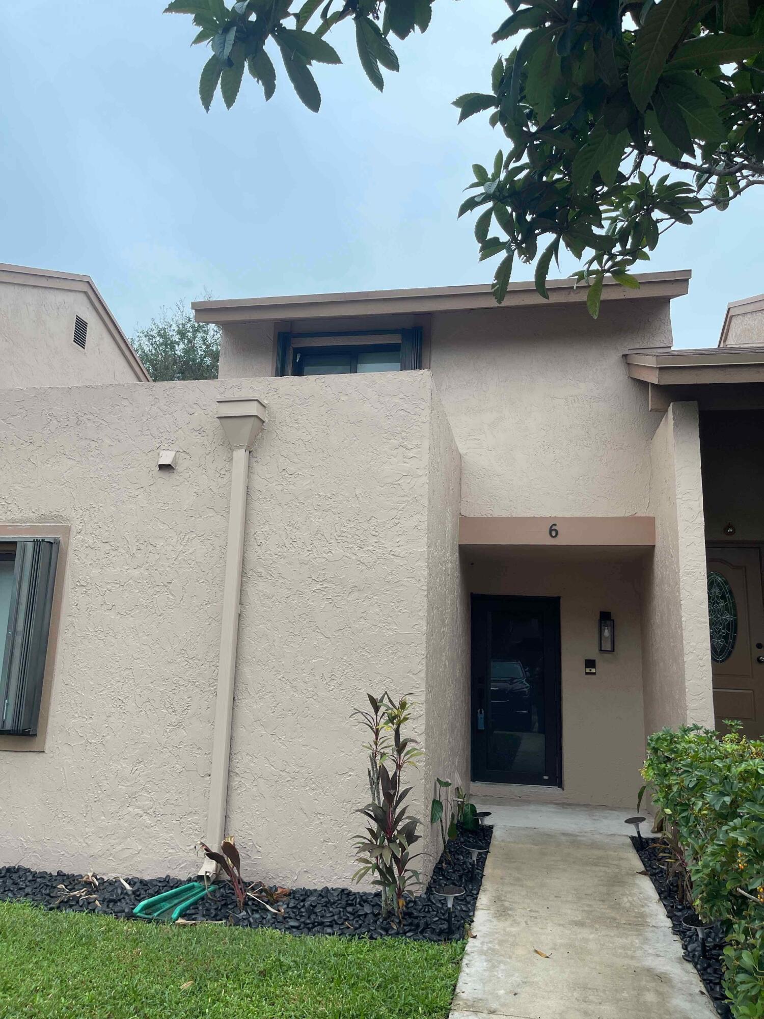 6 CHESTNUT, Cooper City FL 33026